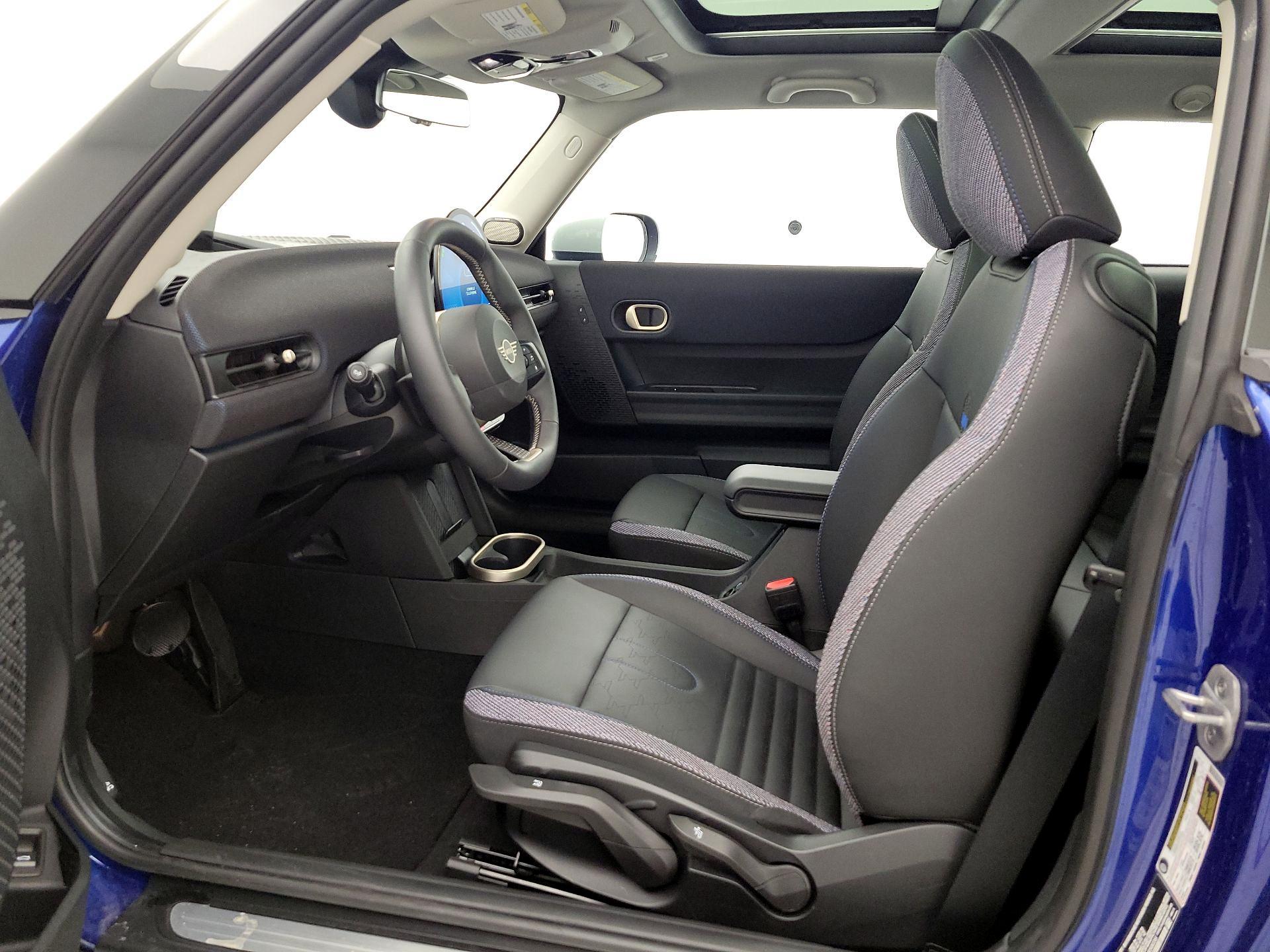 Thumbnail: 2025 MINI Cooper Hardtop - 11