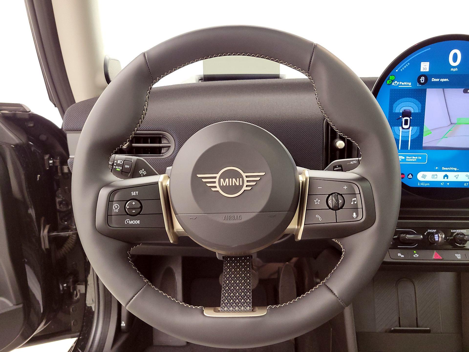 Thumbnail: 2025 MINI Cooper Hardtop - 10