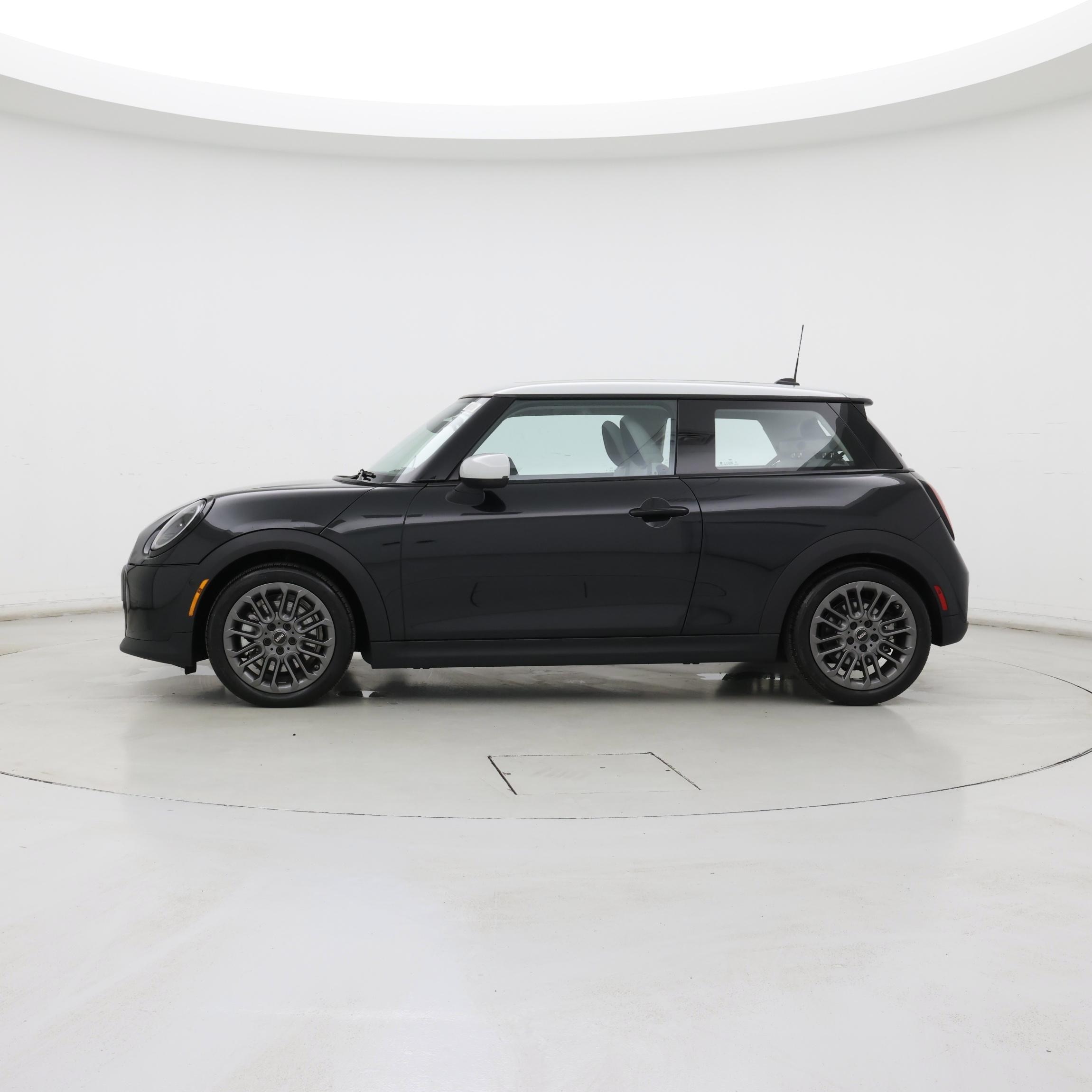 Thumbnail: 2025 MINI Cooper Hardtop - 3