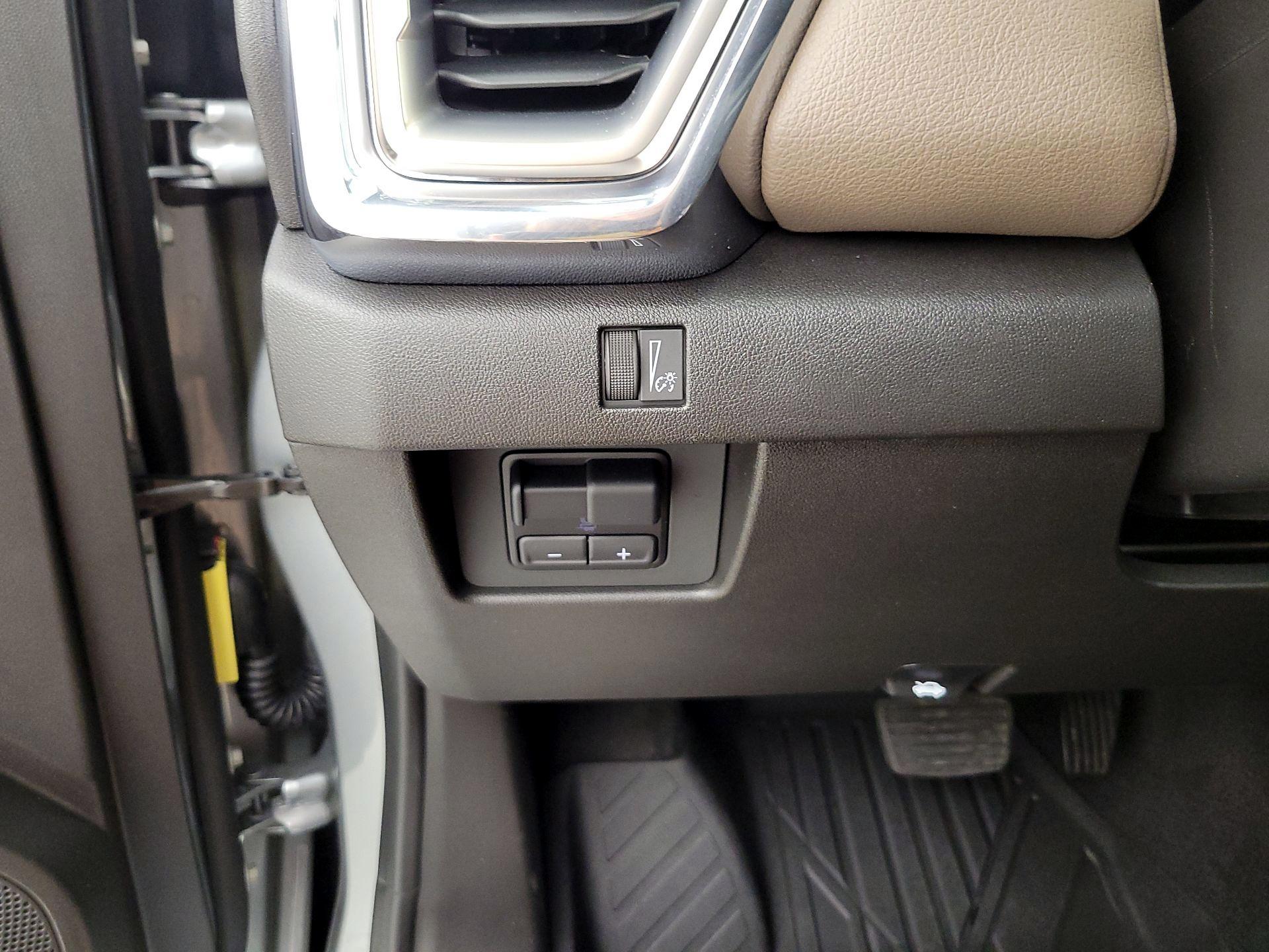 Thumbnail: 2026 GMC Canyon - 13