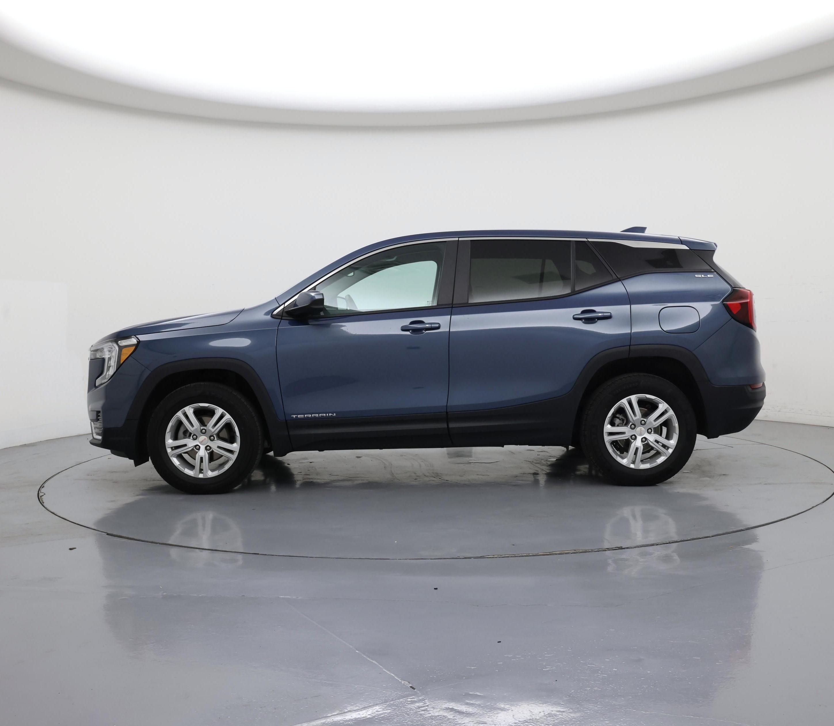 Thumbnail: 2024 GMC Terrain - 3