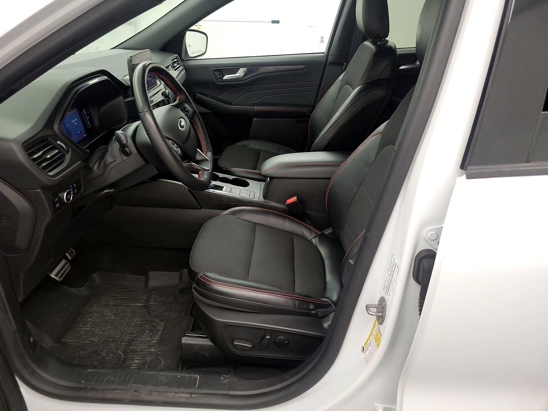 Thumbnail: 2023 Ford Escape - 11