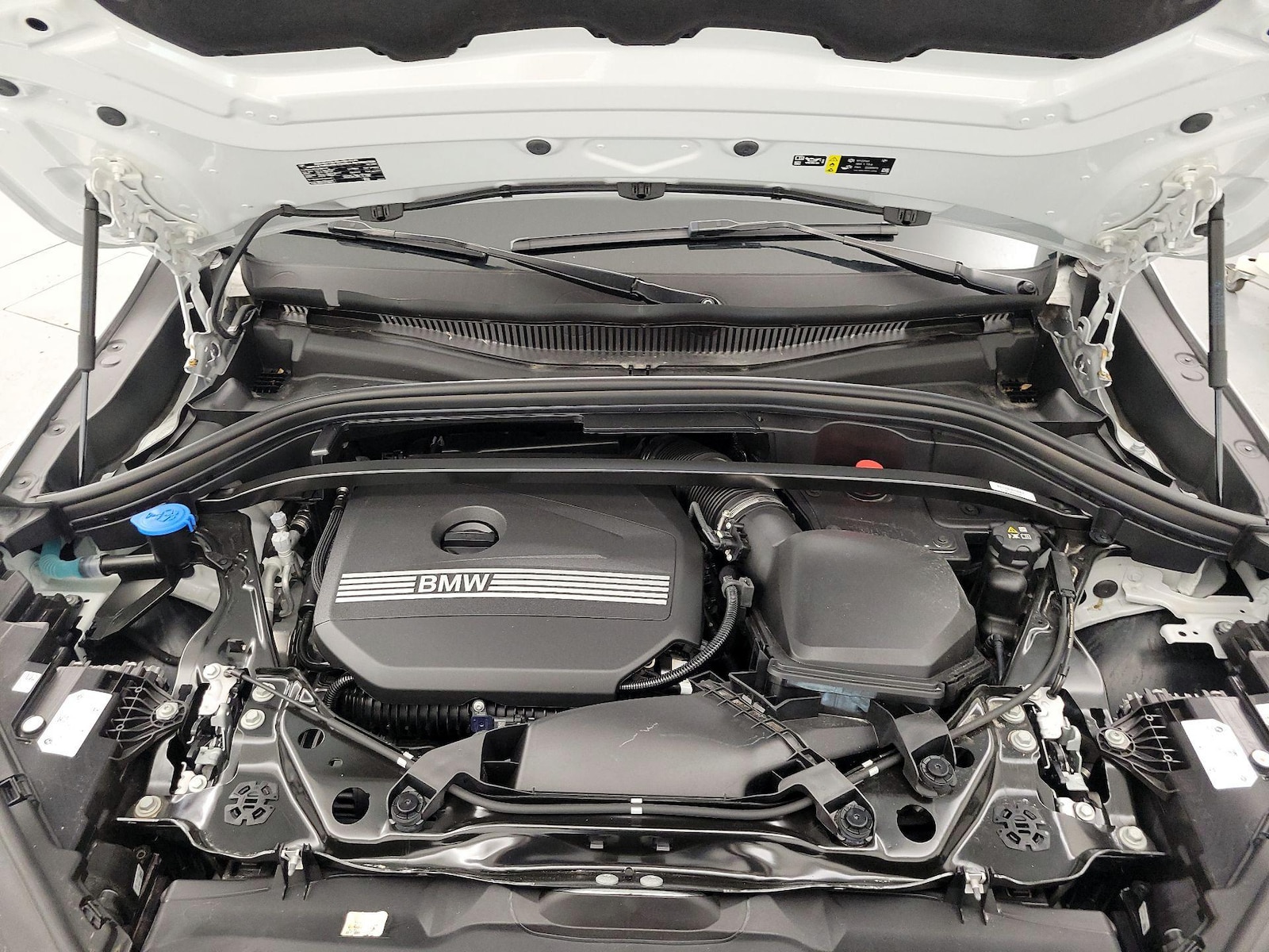 2025 BMW X2 28i - Photo 23