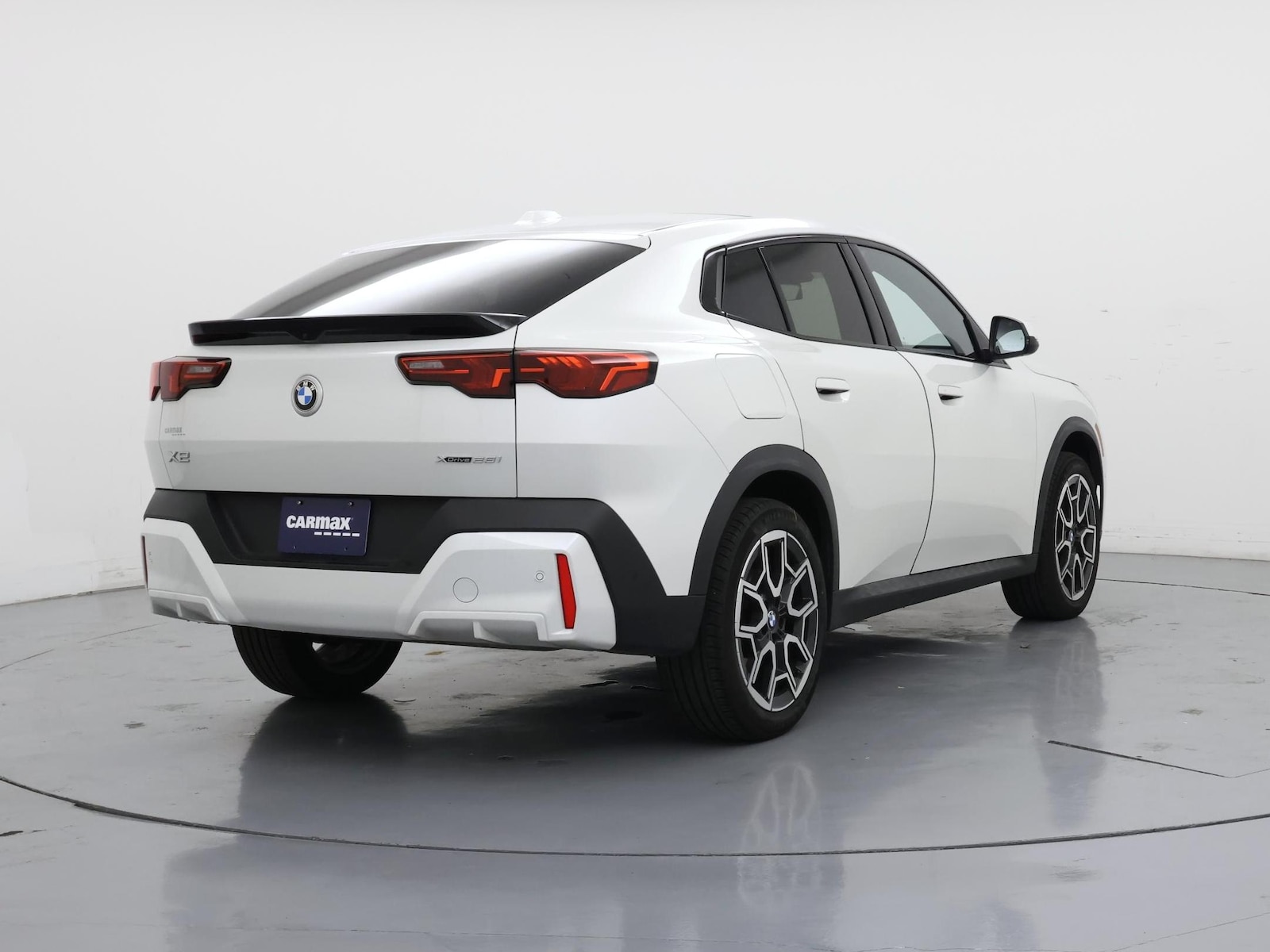 2025 BMW X2 28i - Photo 9