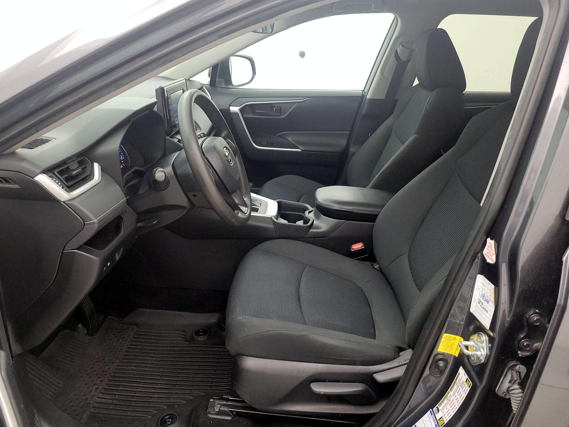 Thumbnail: 2021 Toyota RAV4 - 11