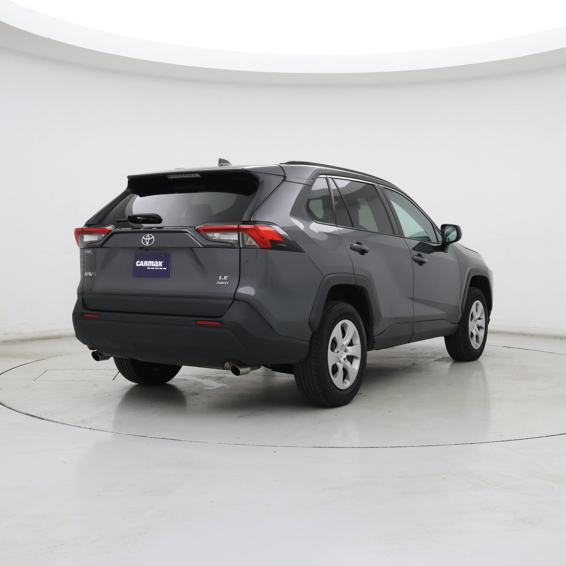 Thumbnail: 2021 Toyota RAV4 - 8
