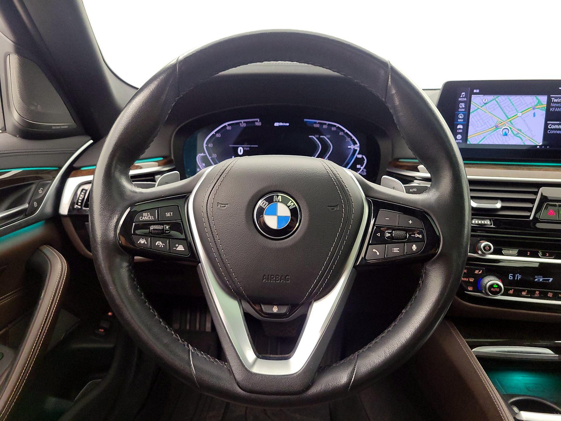 Thumbnail: 2020 BMW 5 Series - 10