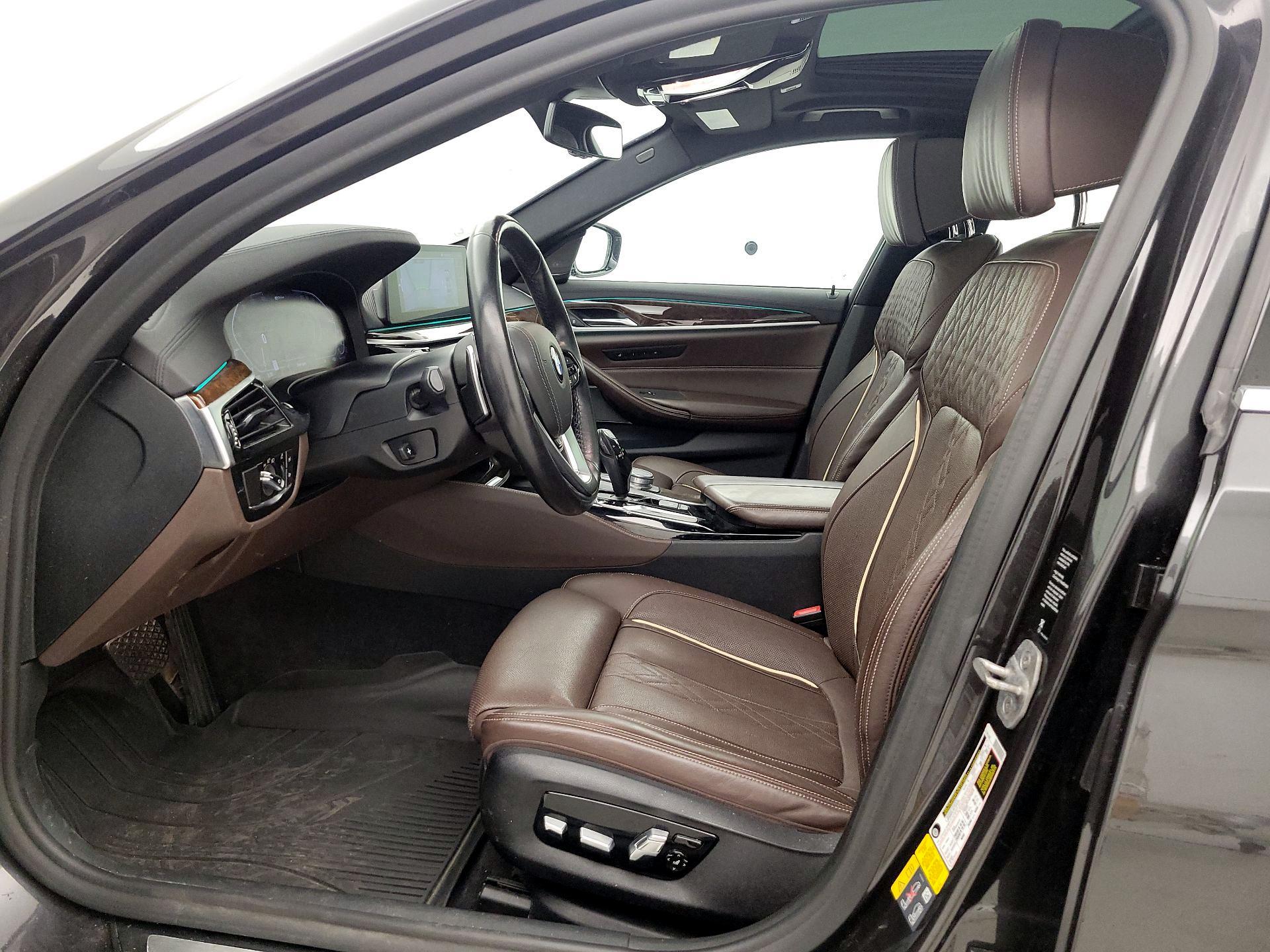 Thumbnail: 2020 BMW 5 Series - 11