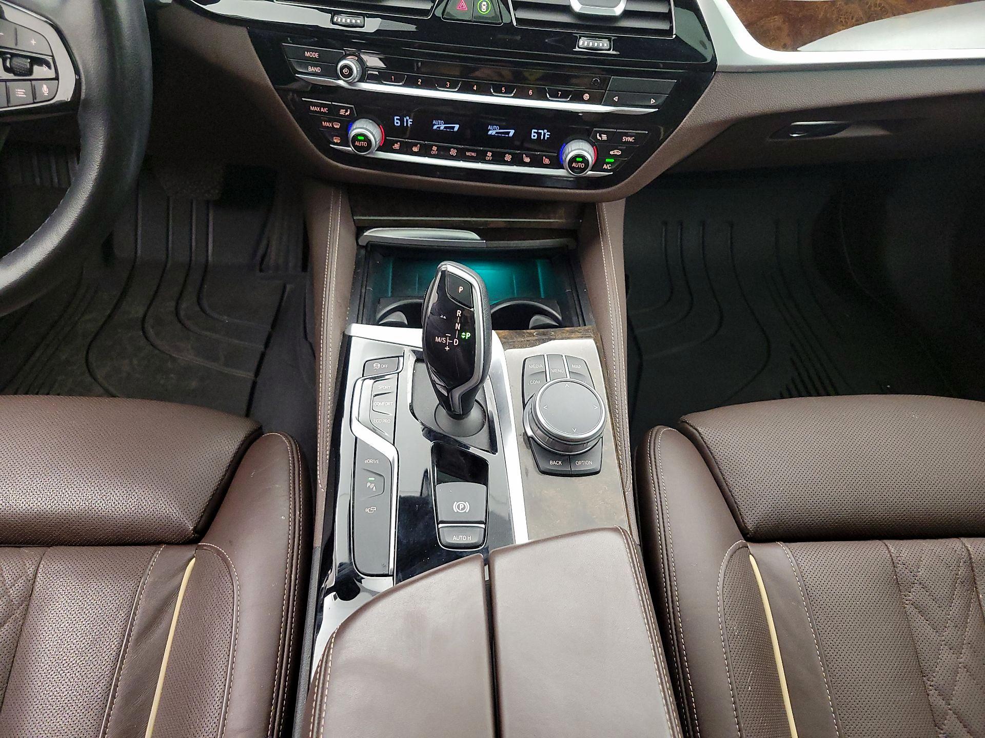 Thumbnail: 2020 BMW 5 Series - 18
