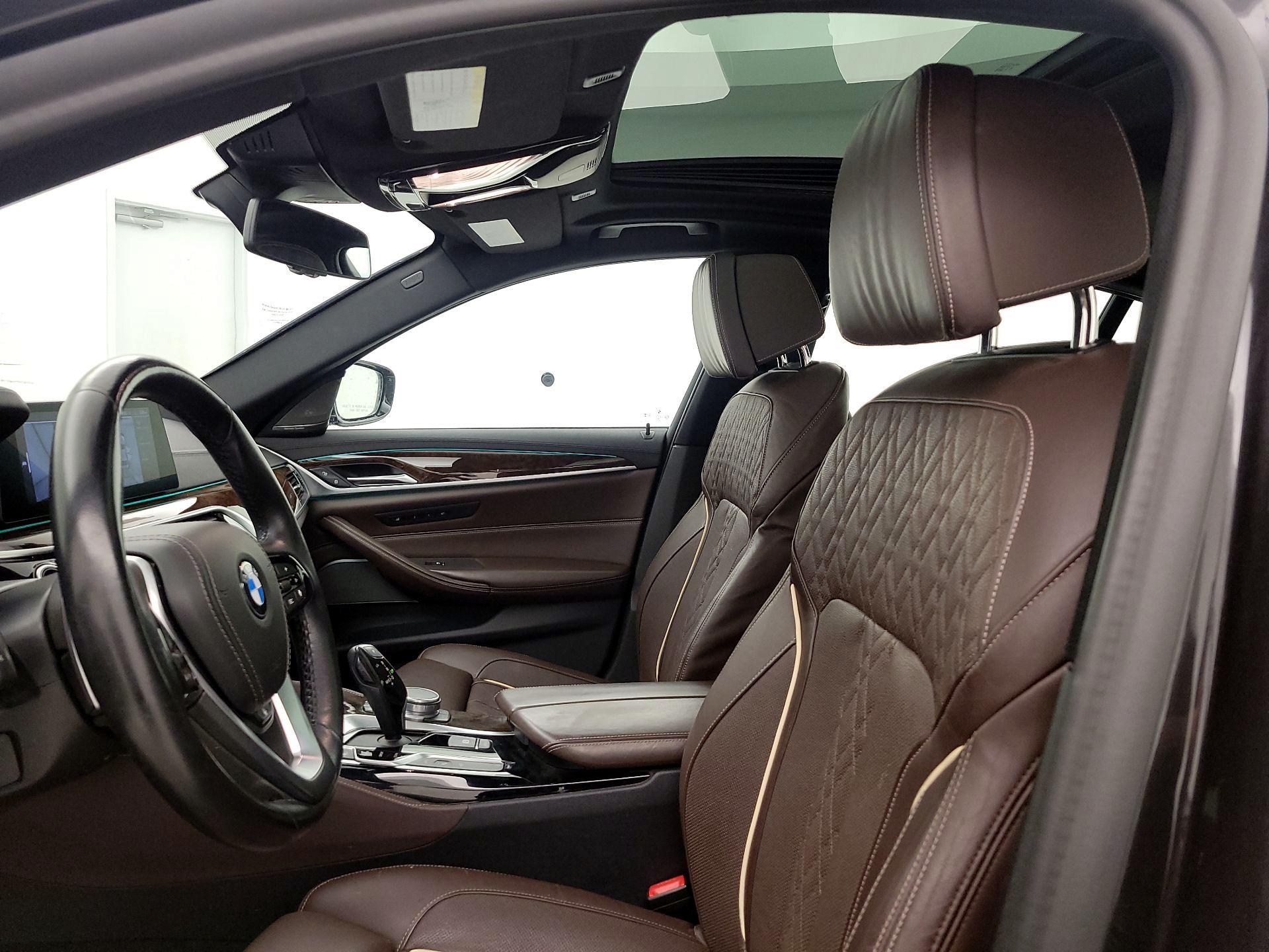 Thumbnail: 2020 BMW 5 Series - 20