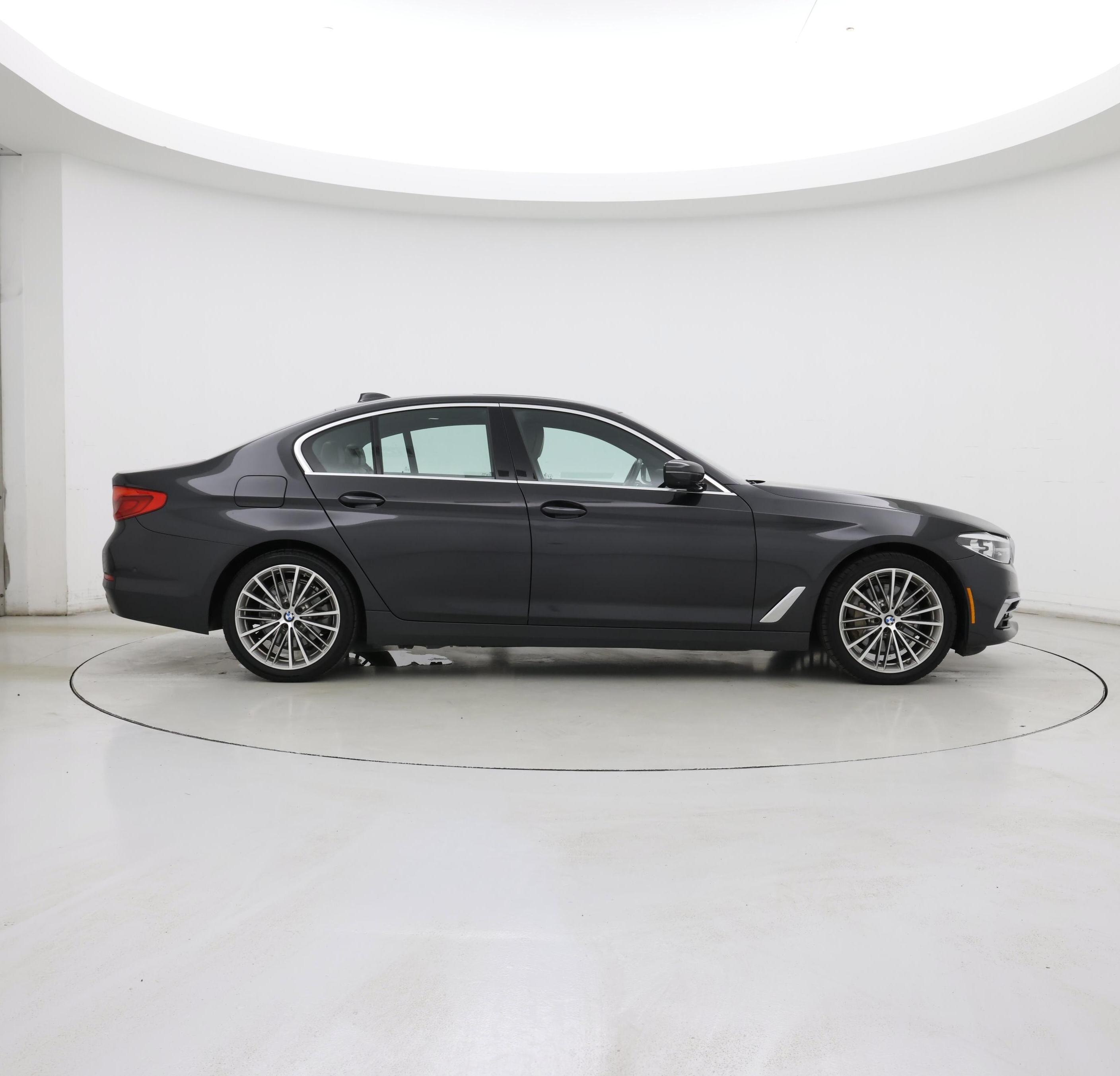 Thumbnail: 2020 BMW 5 Series - 7