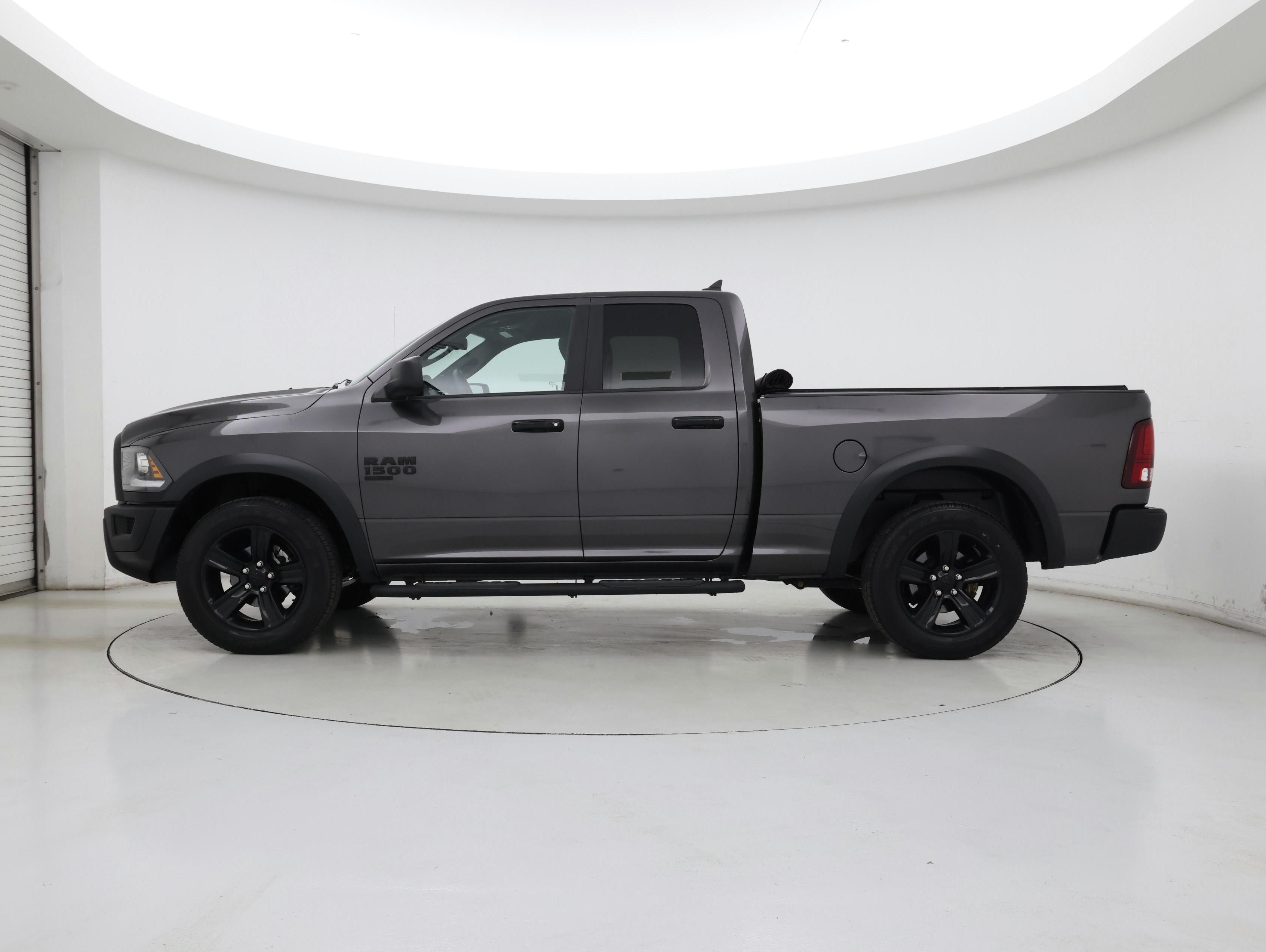 Thumbnail: 2023 RAM 1500 Classic - 3