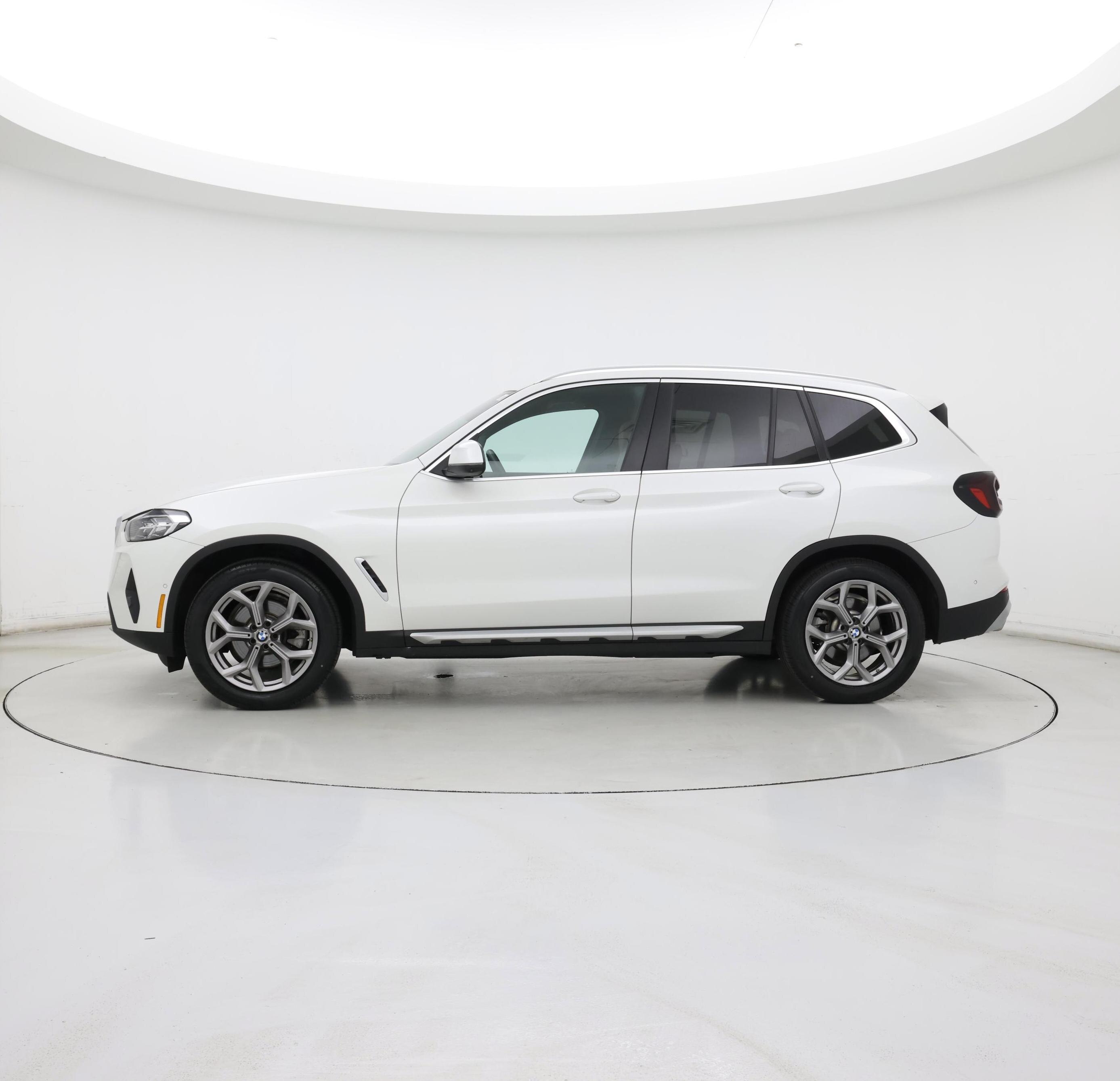 Thumbnail: 2023 BMW X3 - 3
