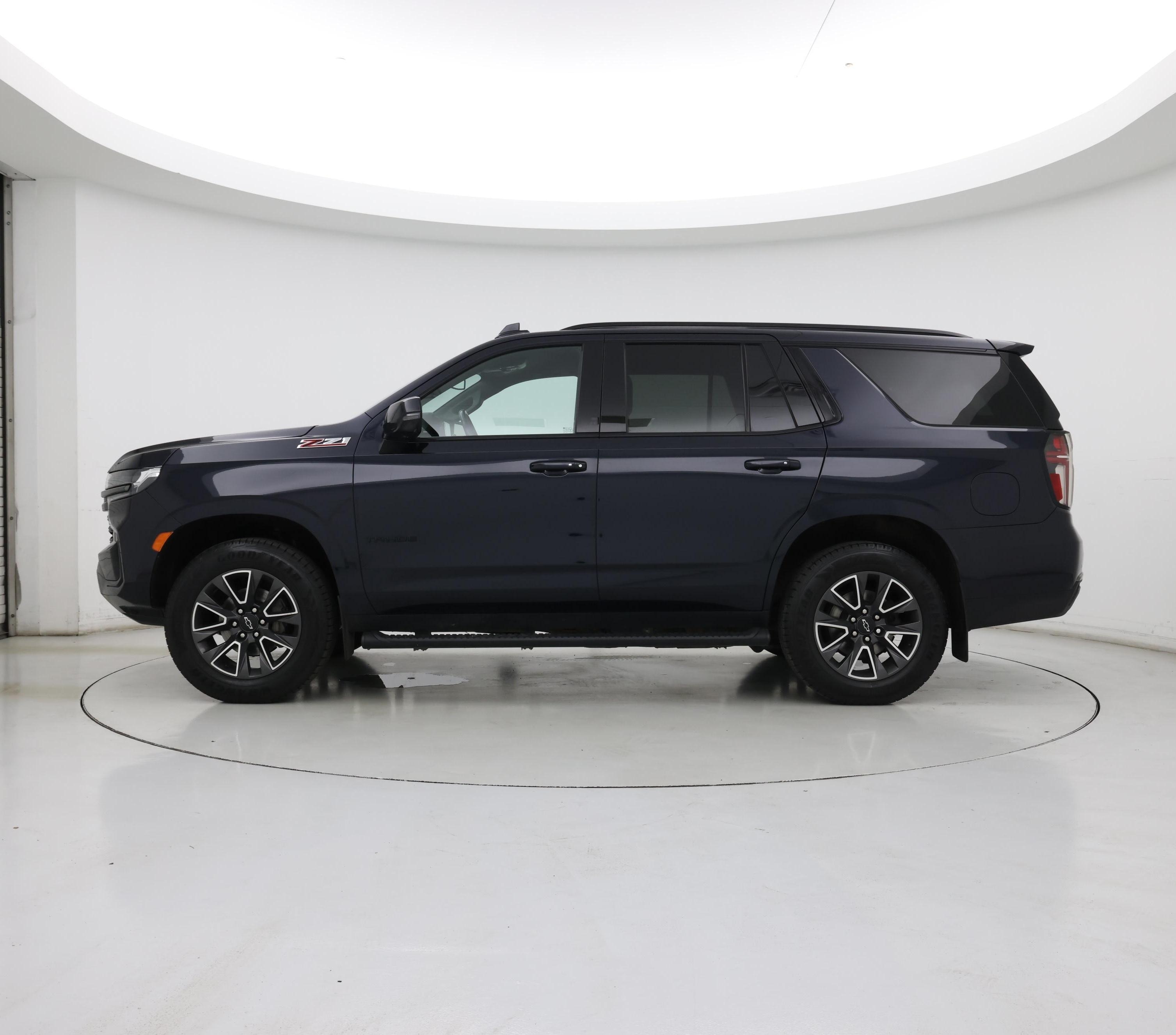 Thumbnail: 2021 Chevrolet Tahoe - 3