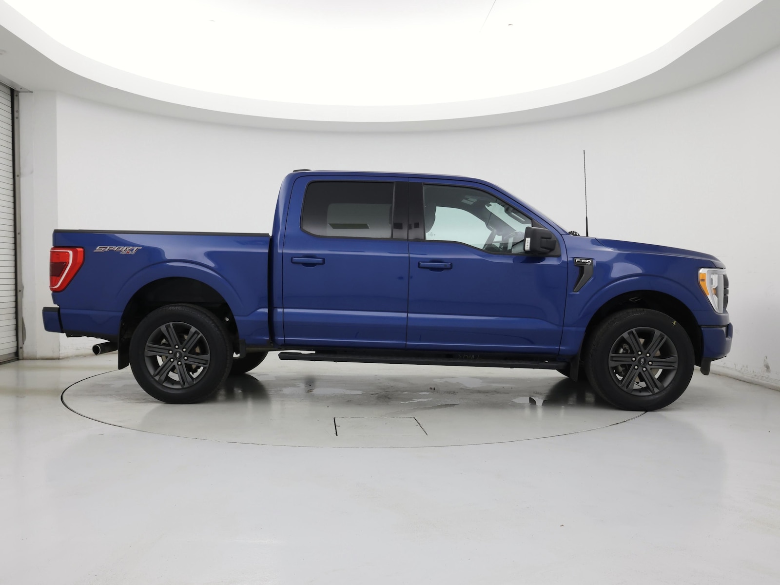 2023 Ford F-150 XLT - Photo 8