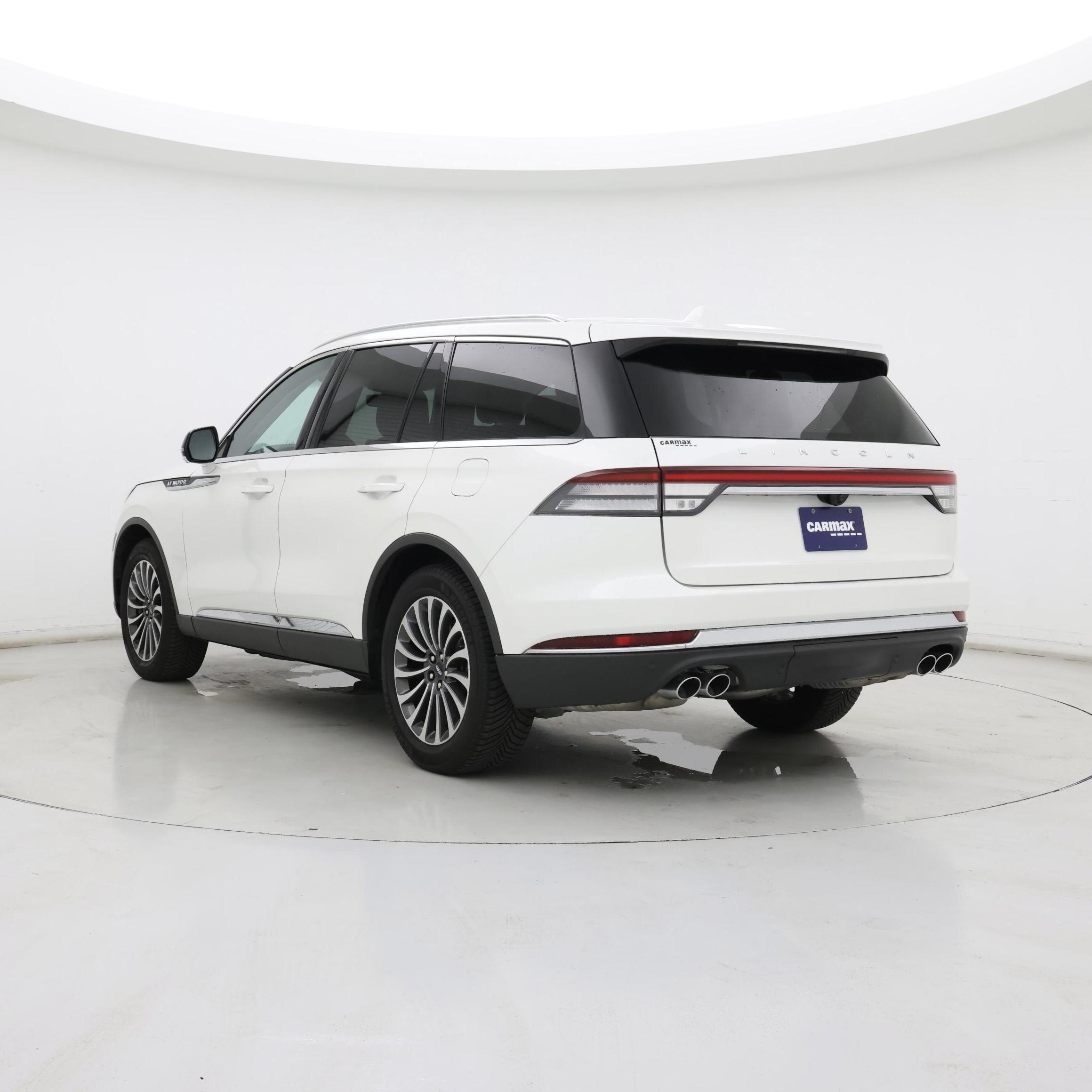 Thumbnail: 2020 Lincoln Aviator - 2