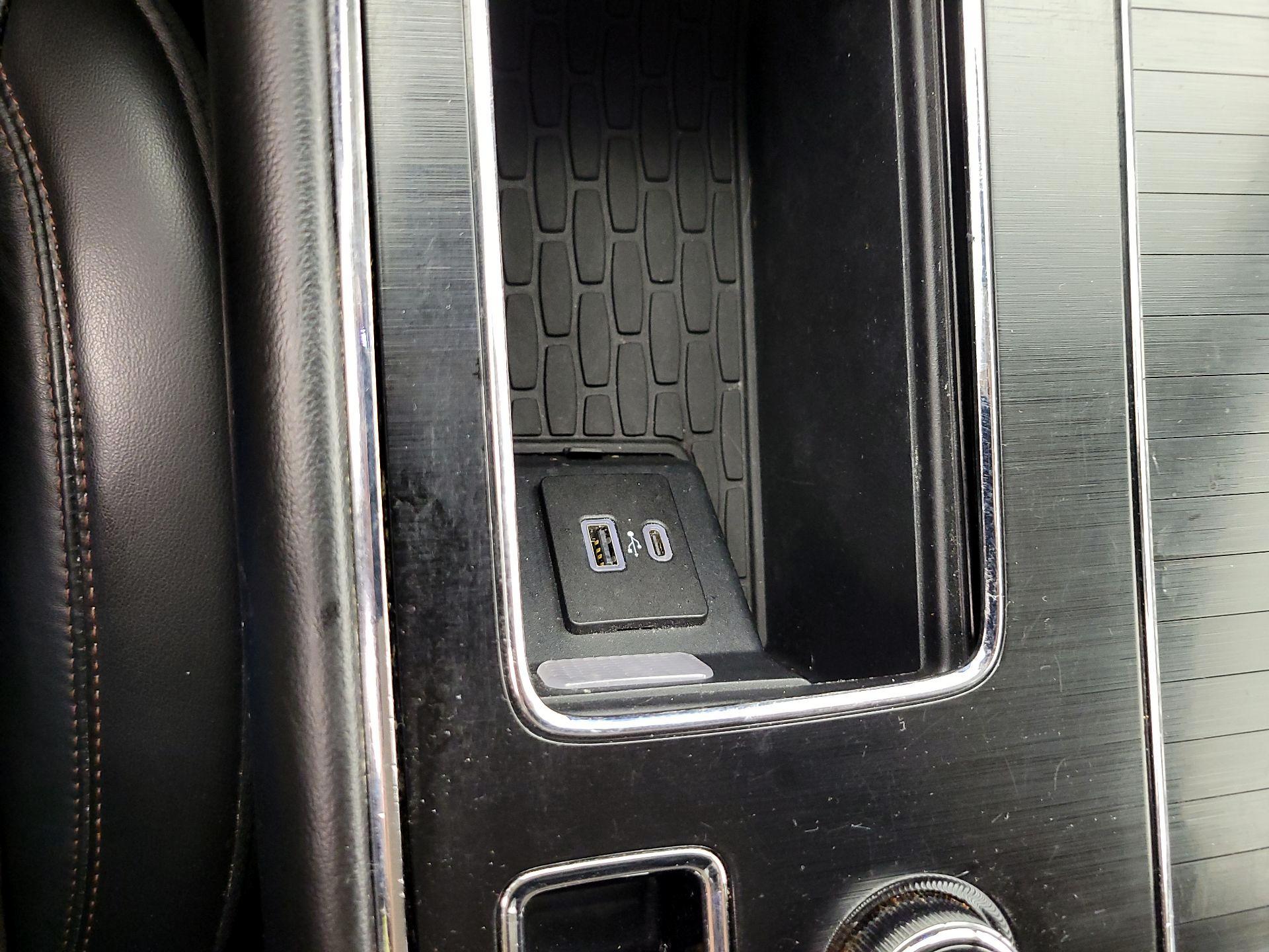 Thumbnail: 2020 Lincoln Aviator - 19