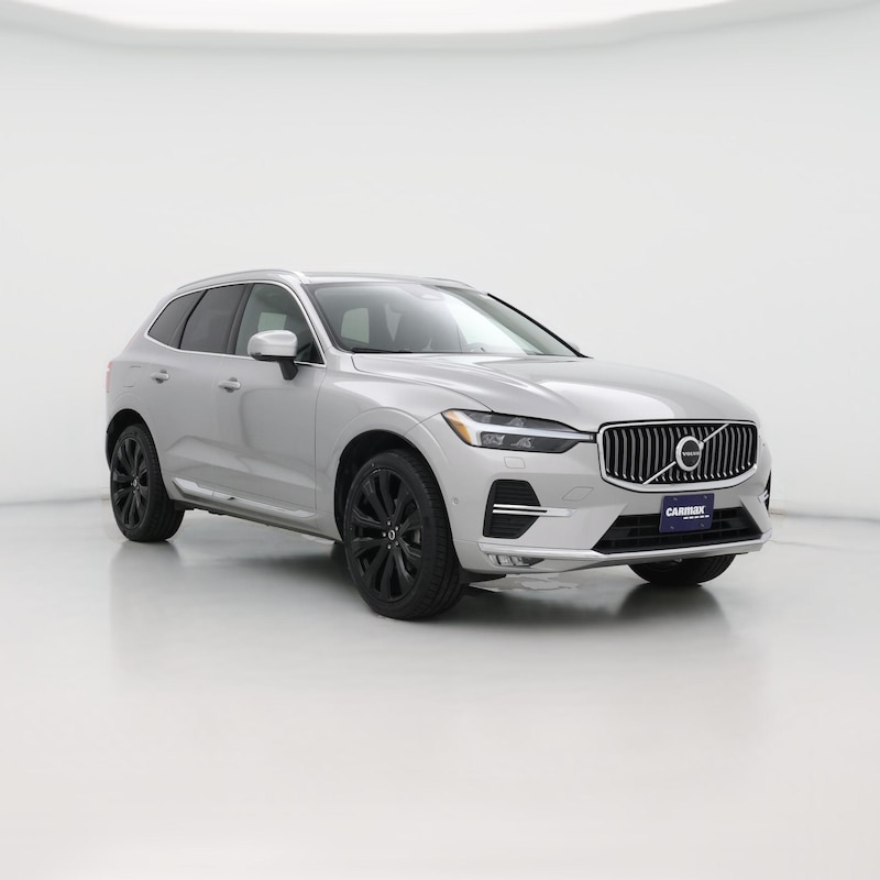 2023 Volvo XC60 B5 Ultimate Bright Theme