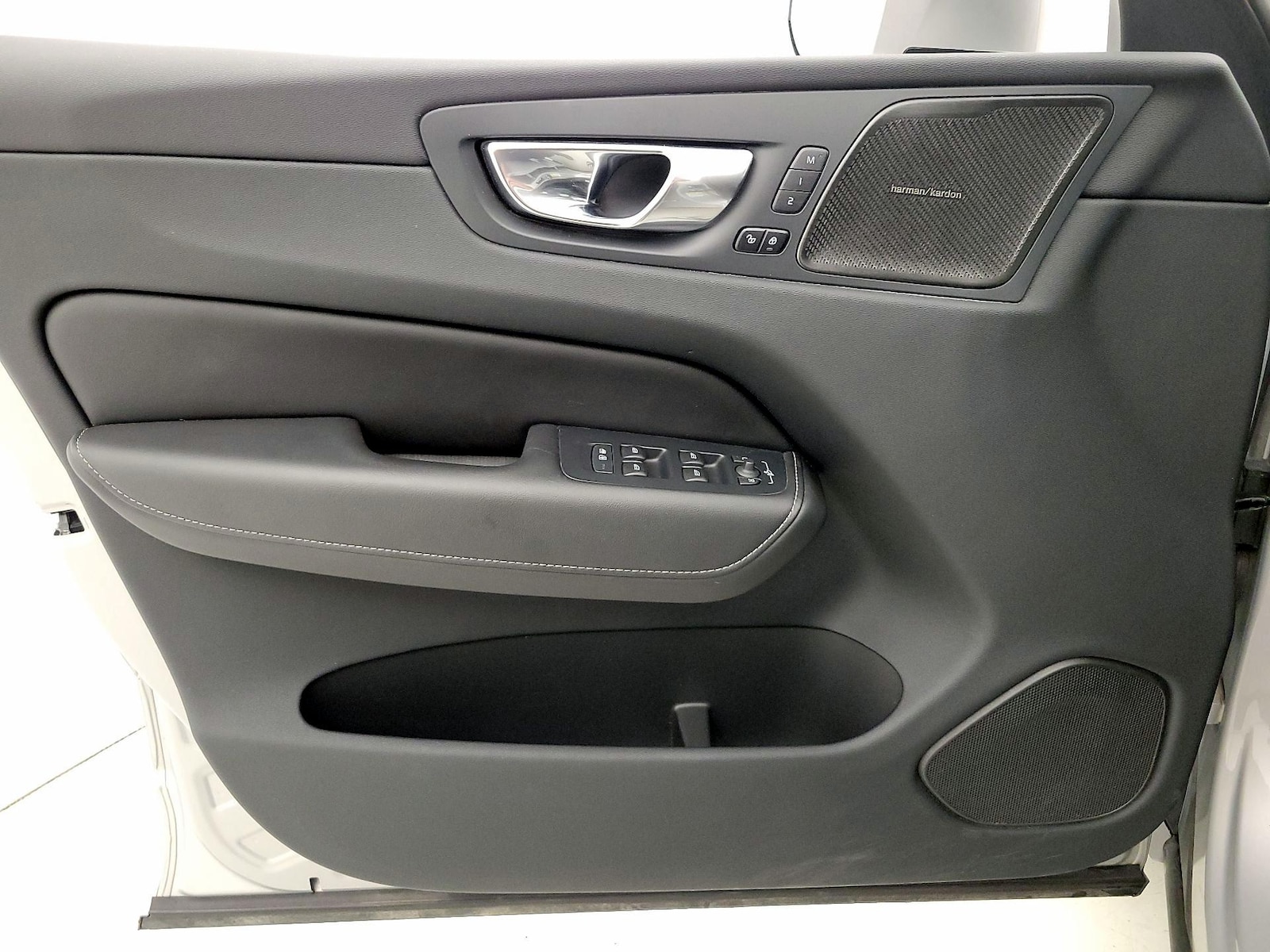 2023 Volvo XC60 Ultimate - Photo 13