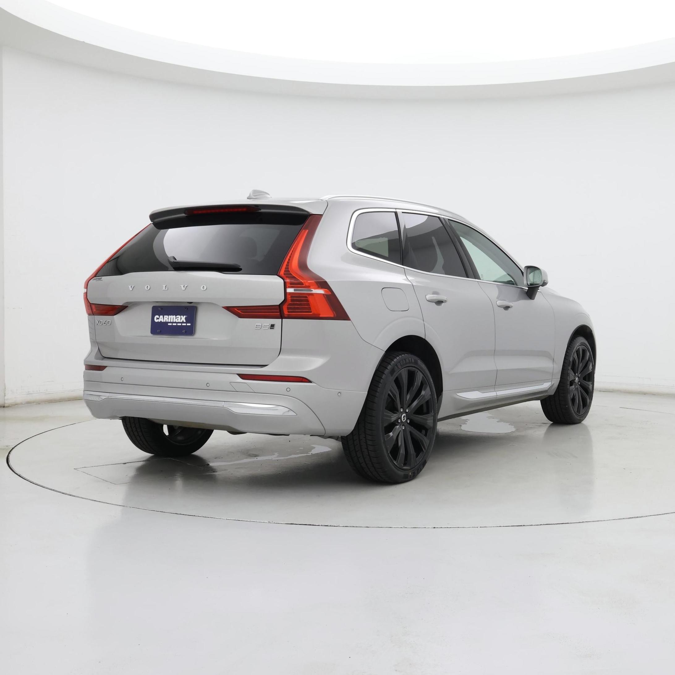 Thumbnail: 2023 Volvo XC60 - 8