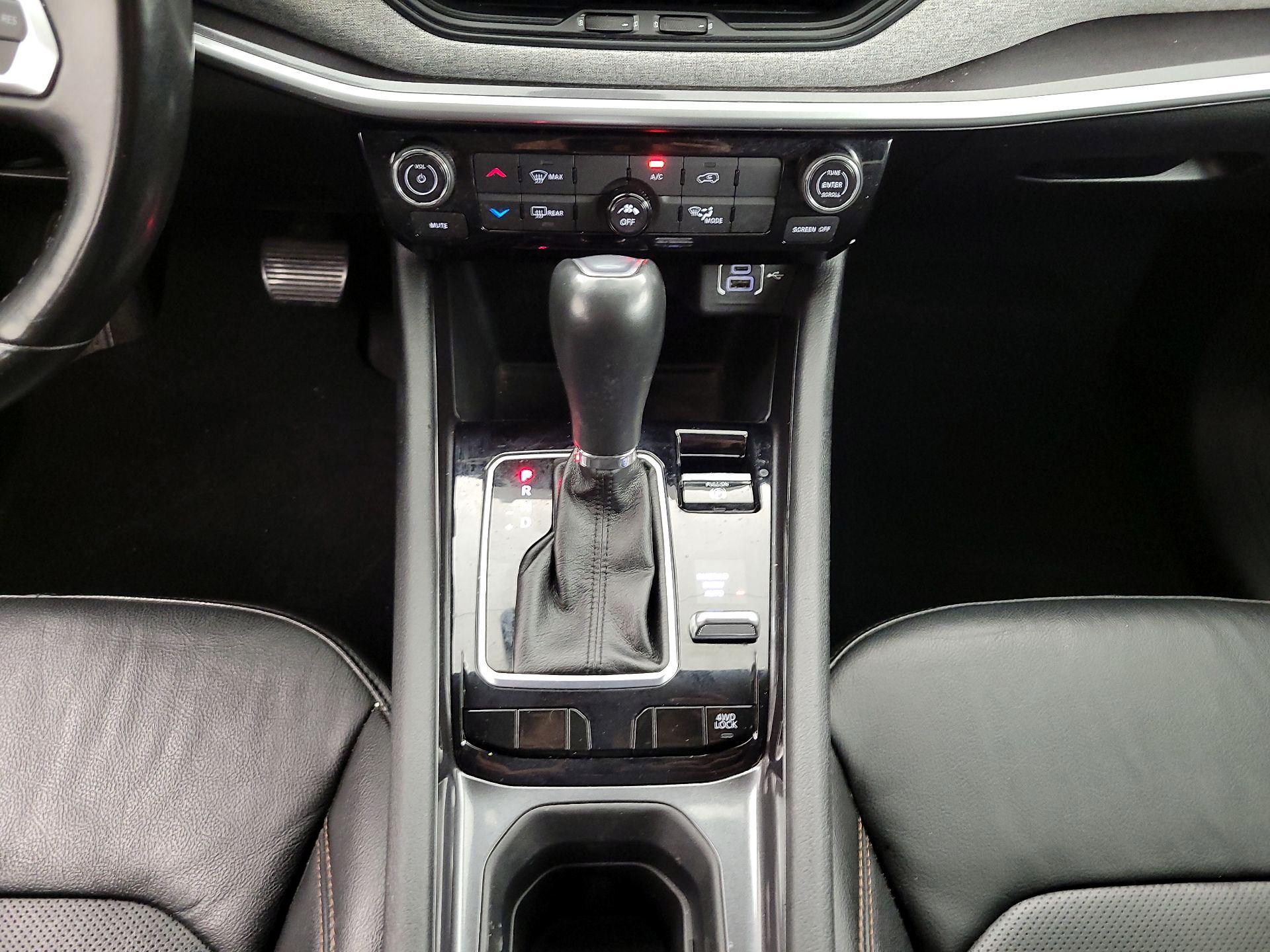 Thumbnail: 2022 Jeep Compass - 17