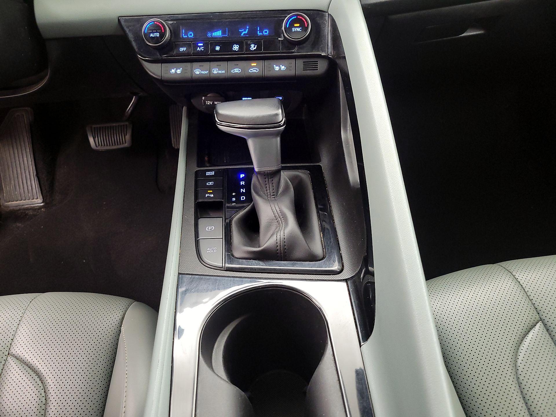 Thumbnail: 2024 Hyundai Elantra - 18