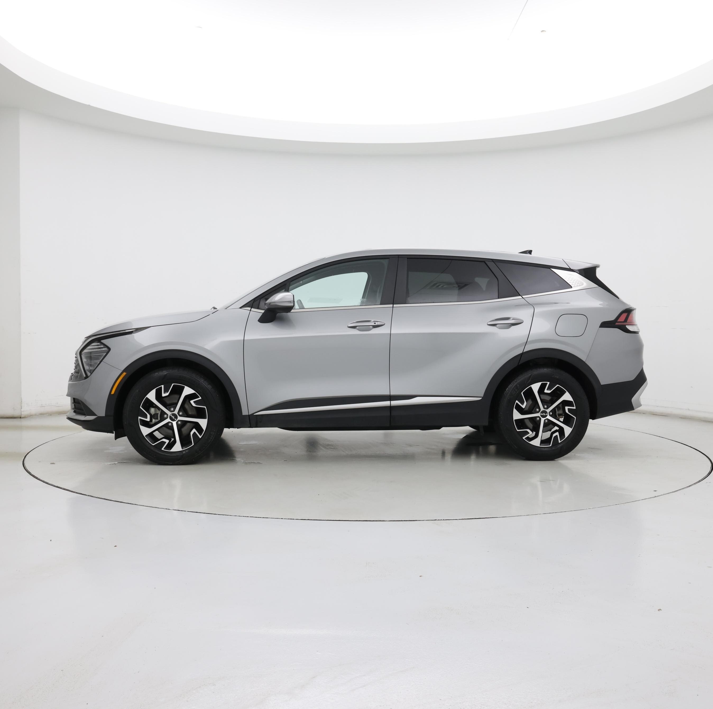 Thumbnail: 2024 Kia Sportage - 3