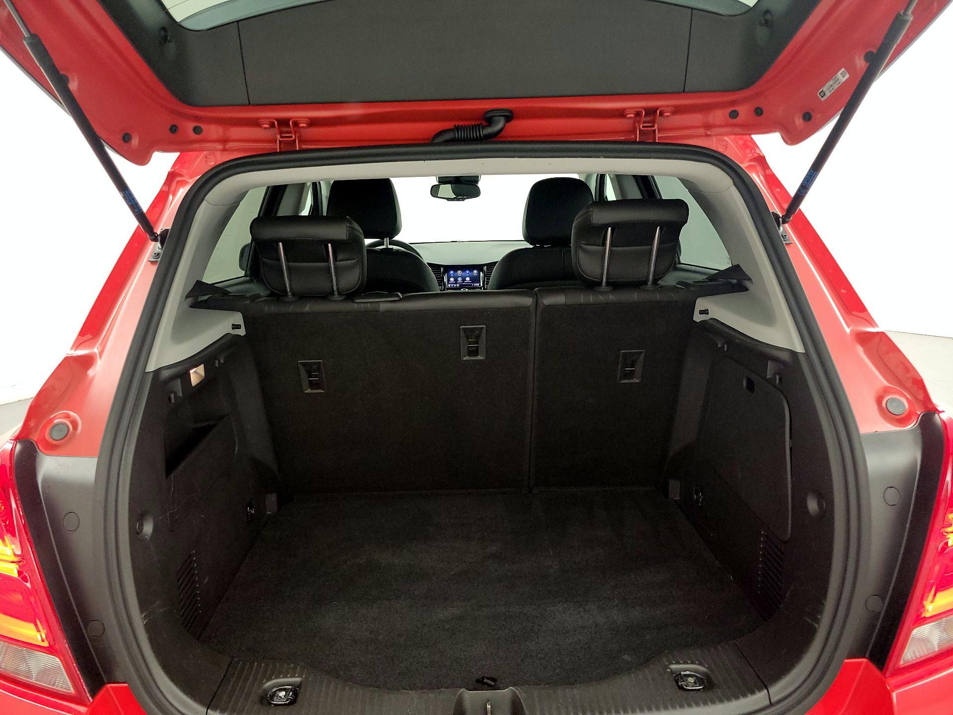 Thumbnail: 2020 Chevrolet Trax - 20