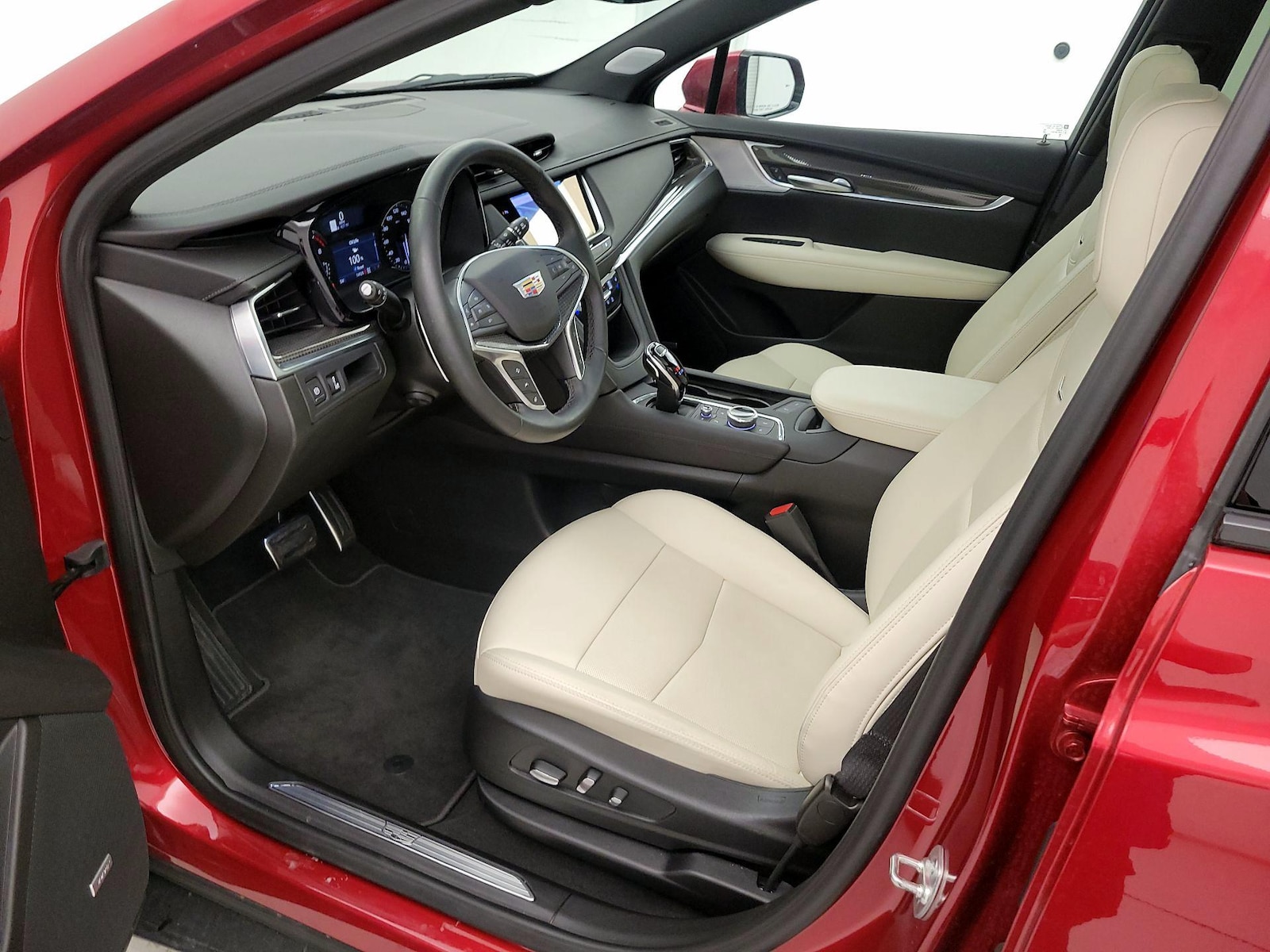 2025 Cadillac XT5 Sport - Photo 12