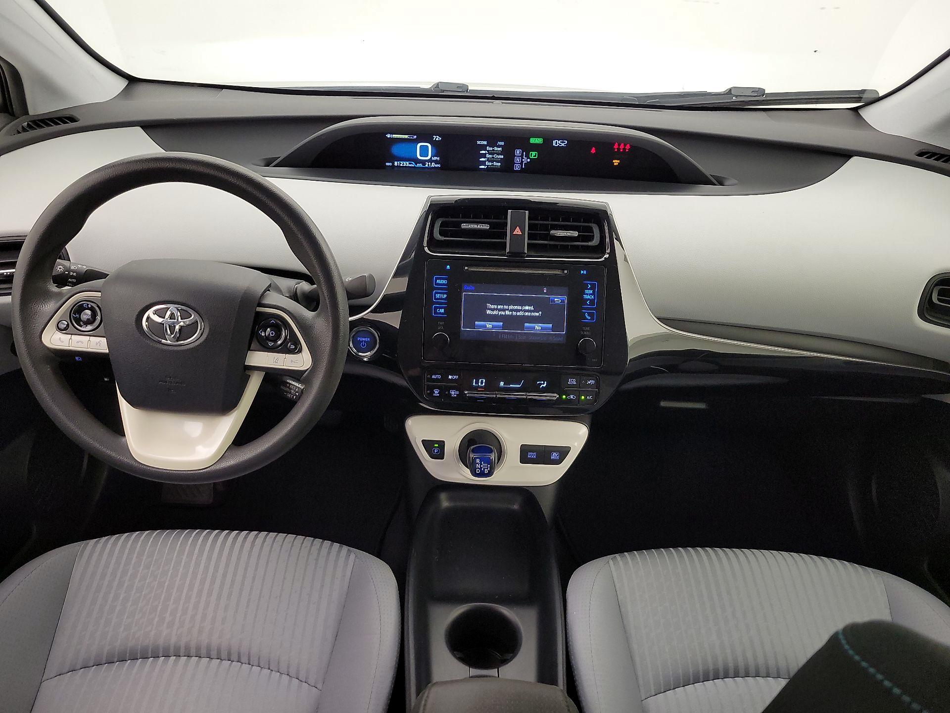 Thumbnail: 2017 Toyota Prius - 9