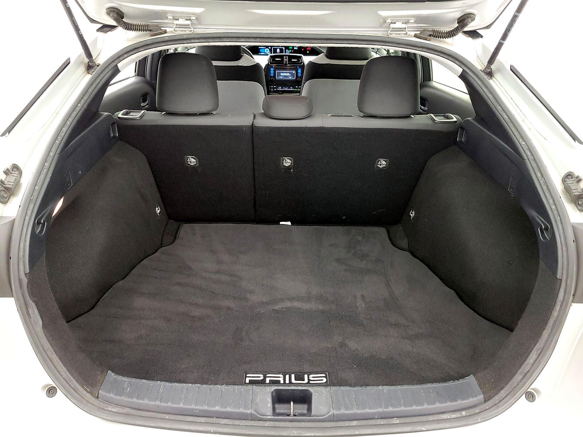 Thumbnail: 2017 Toyota Prius - 20