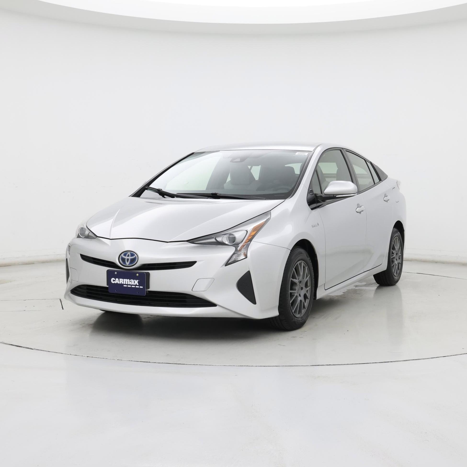 Thumbnail: 2017 Toyota Prius - 4