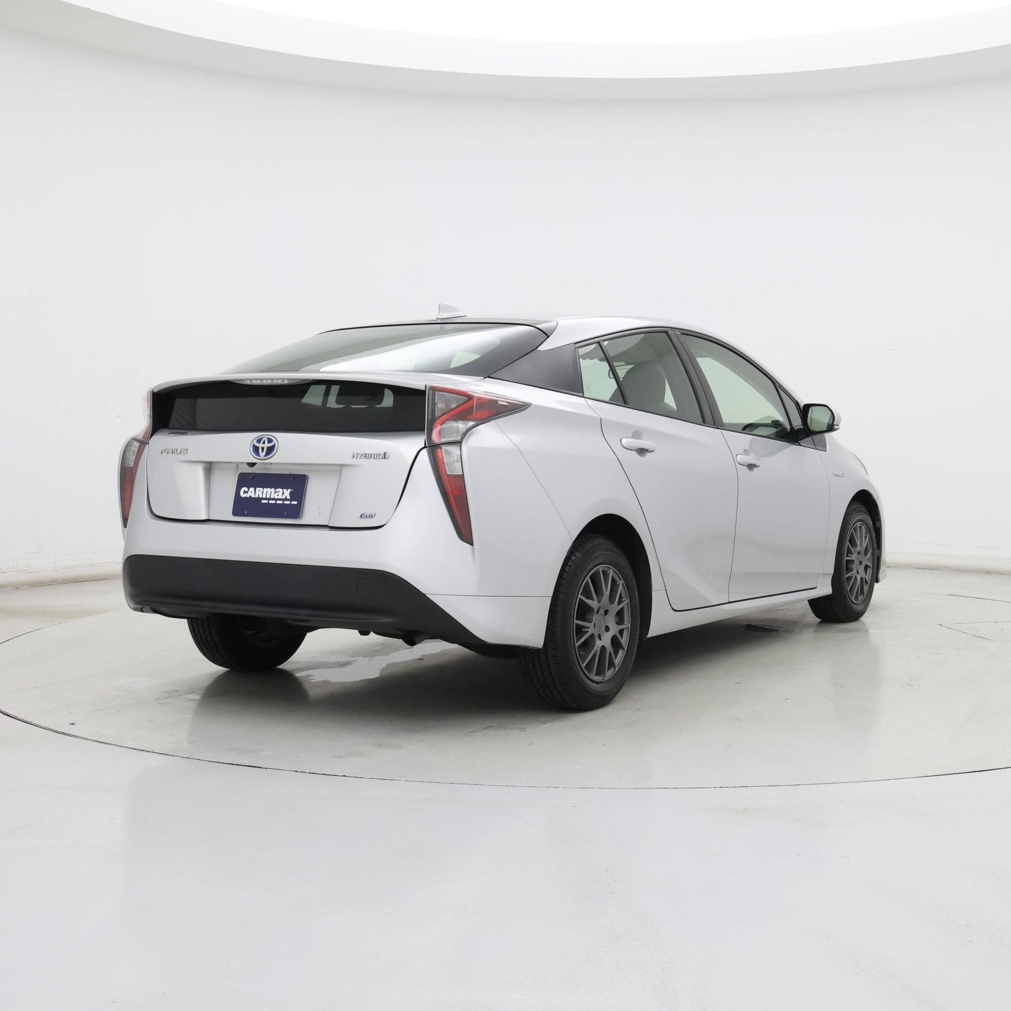 Thumbnail: 2017 Toyota Prius - 8