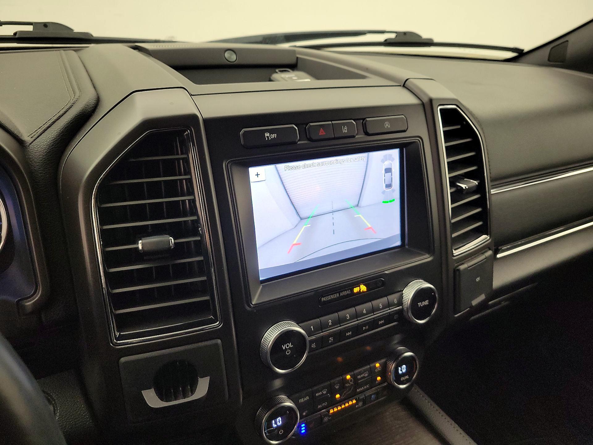 Thumbnail: 2019 Ford Expedition - 15