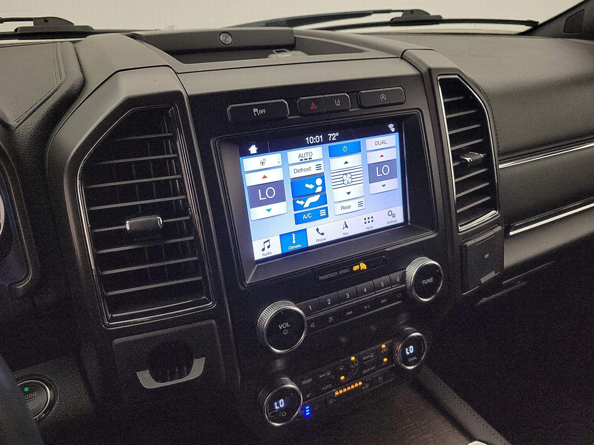 Thumbnail: 2019 Ford Expedition - 17