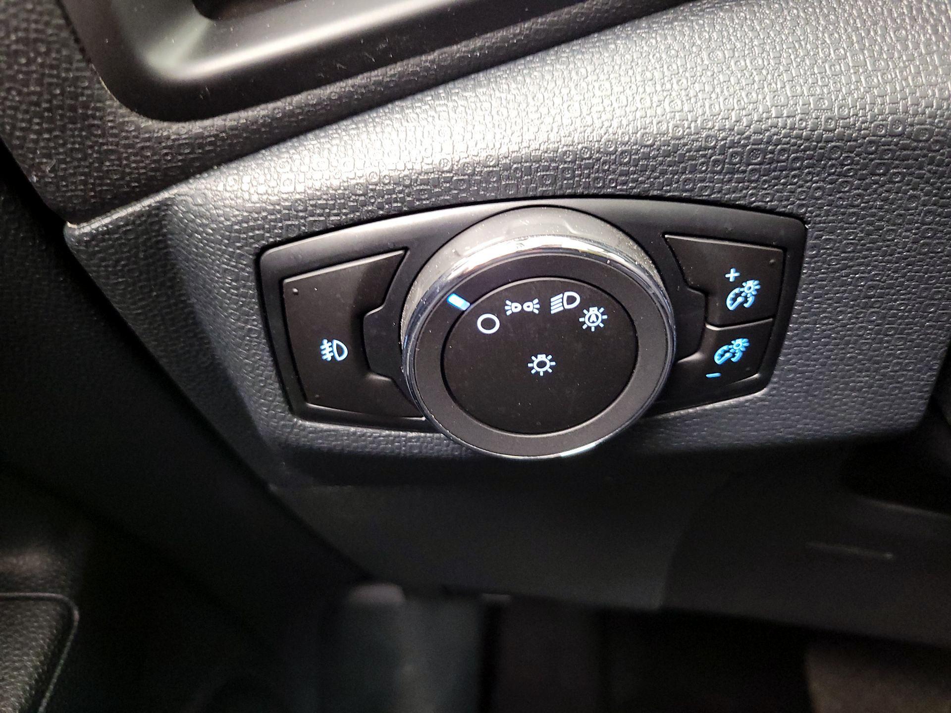Thumbnail: 2021 Ford EcoSport - 13