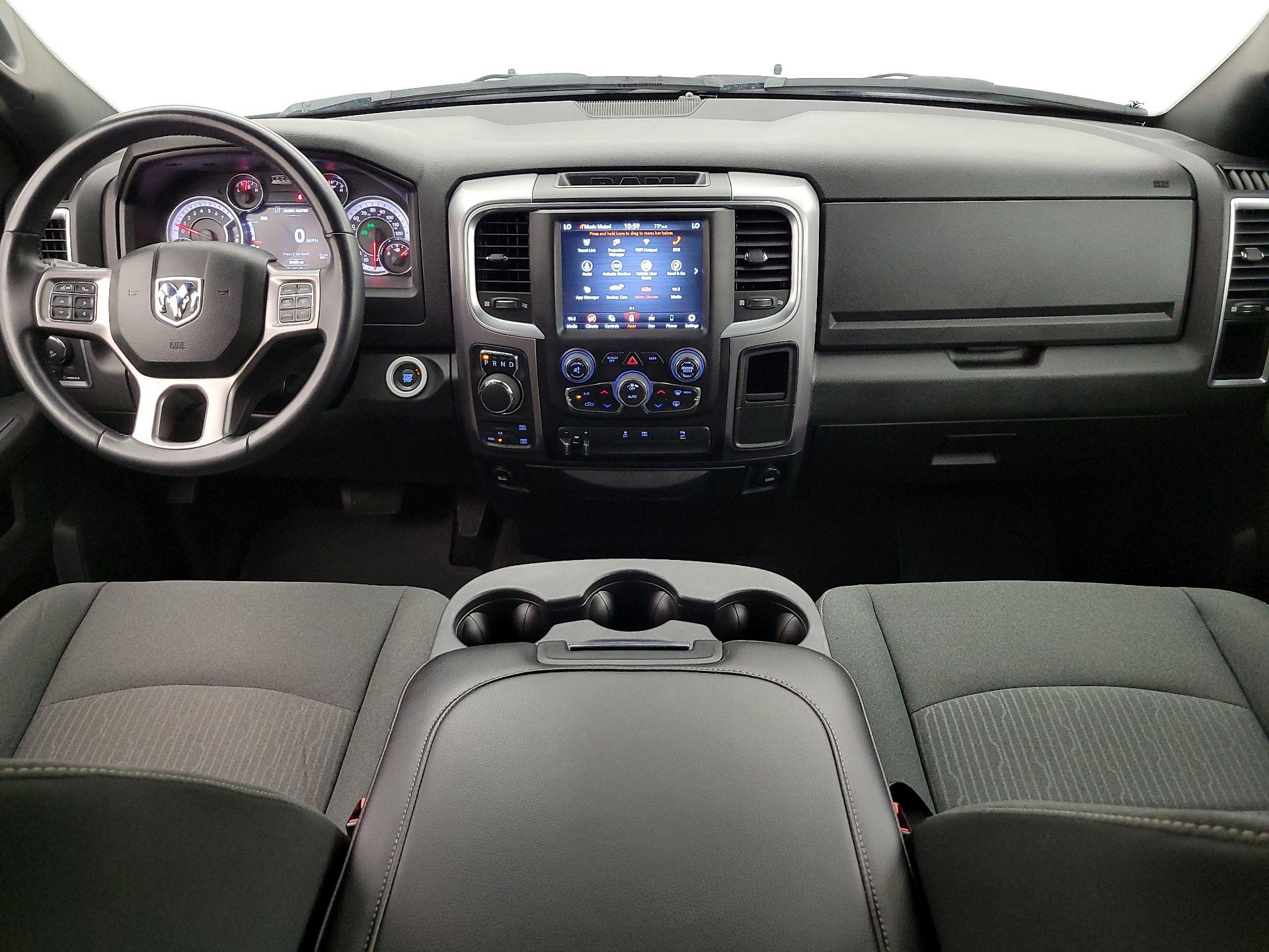Thumbnail: 2023 RAM 1500 Classic - 9