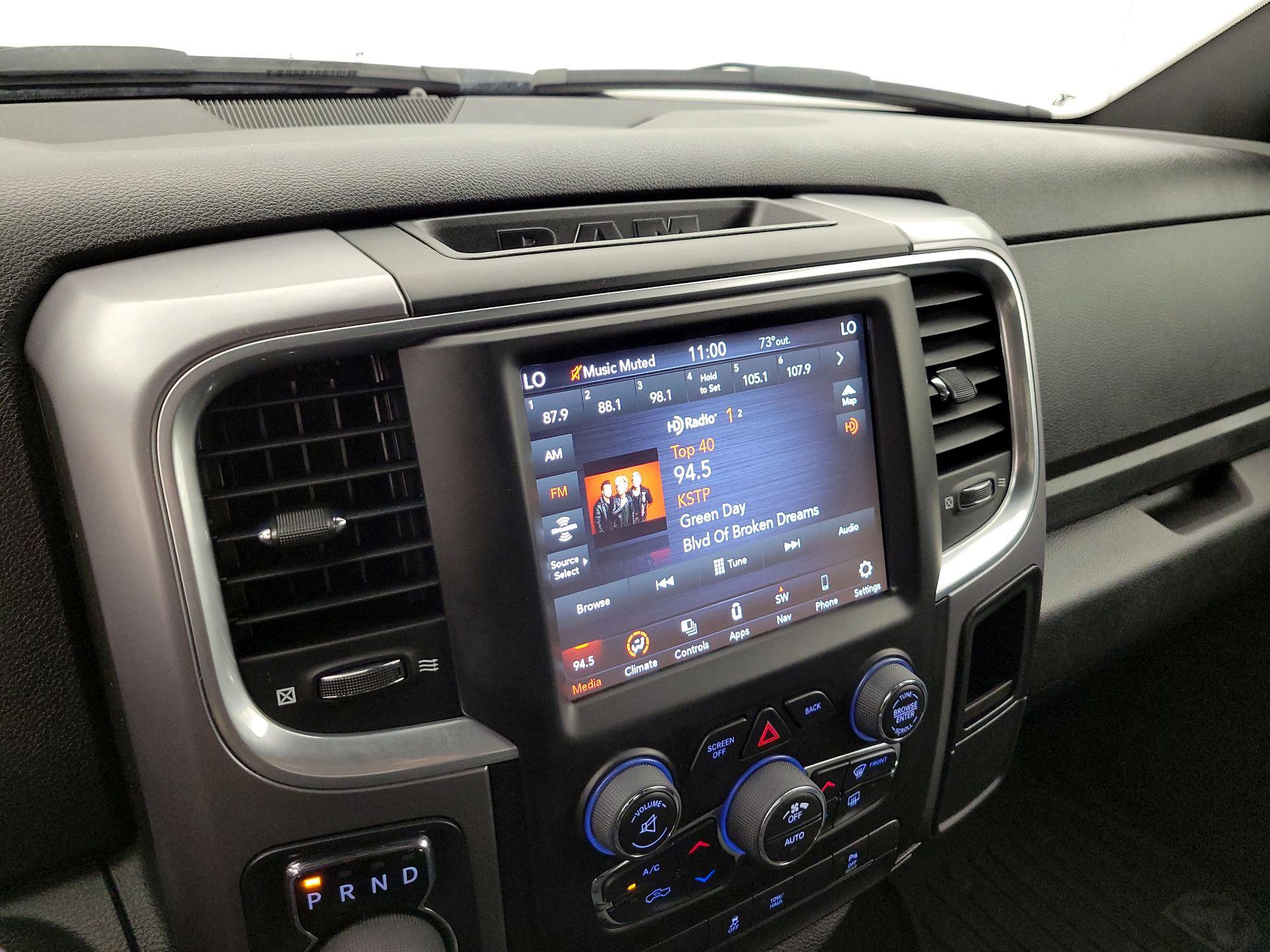 Thumbnail: 2023 RAM 1500 Classic - 16