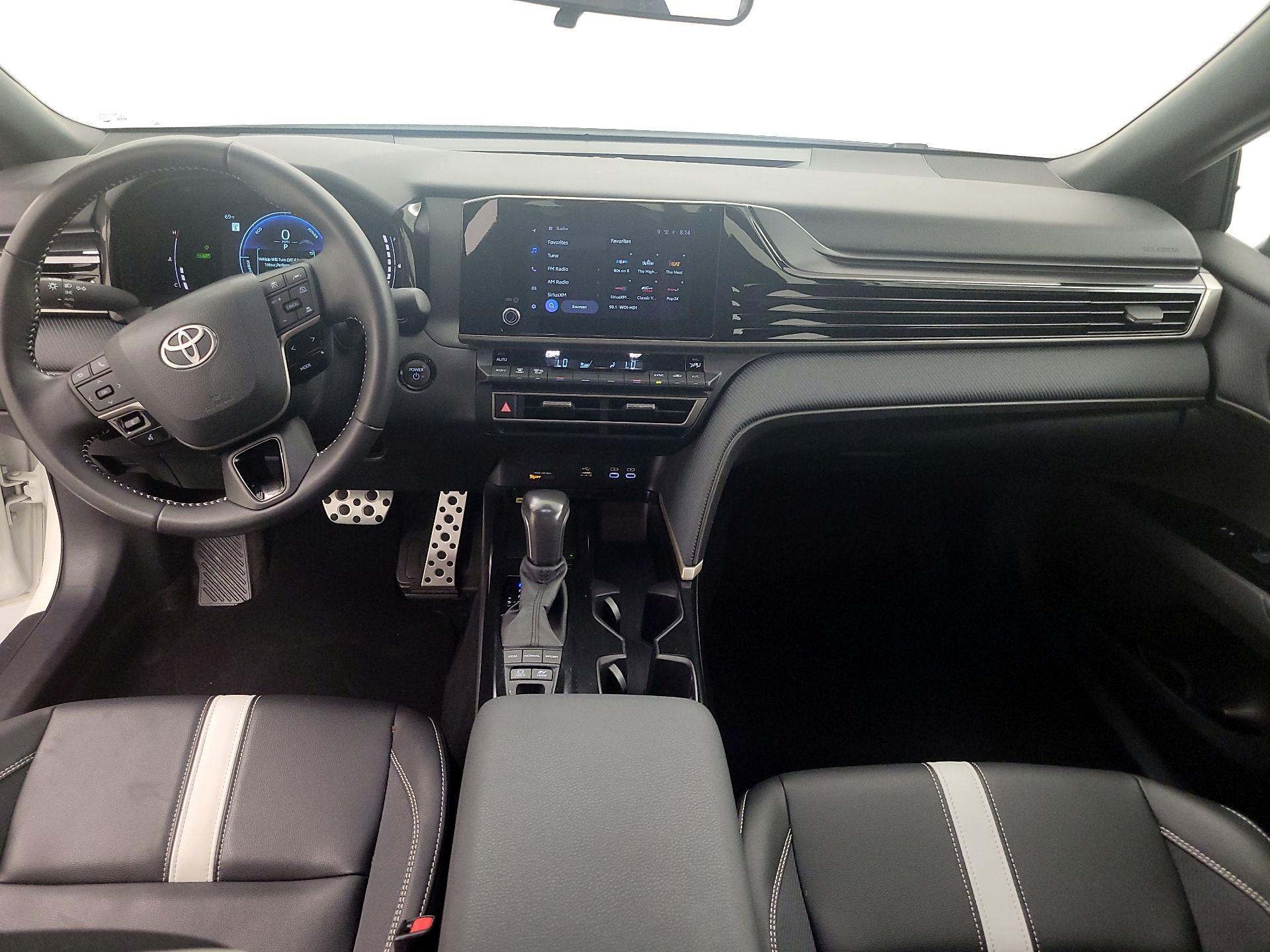 Thumbnail: 2025 Toyota Camry - 9