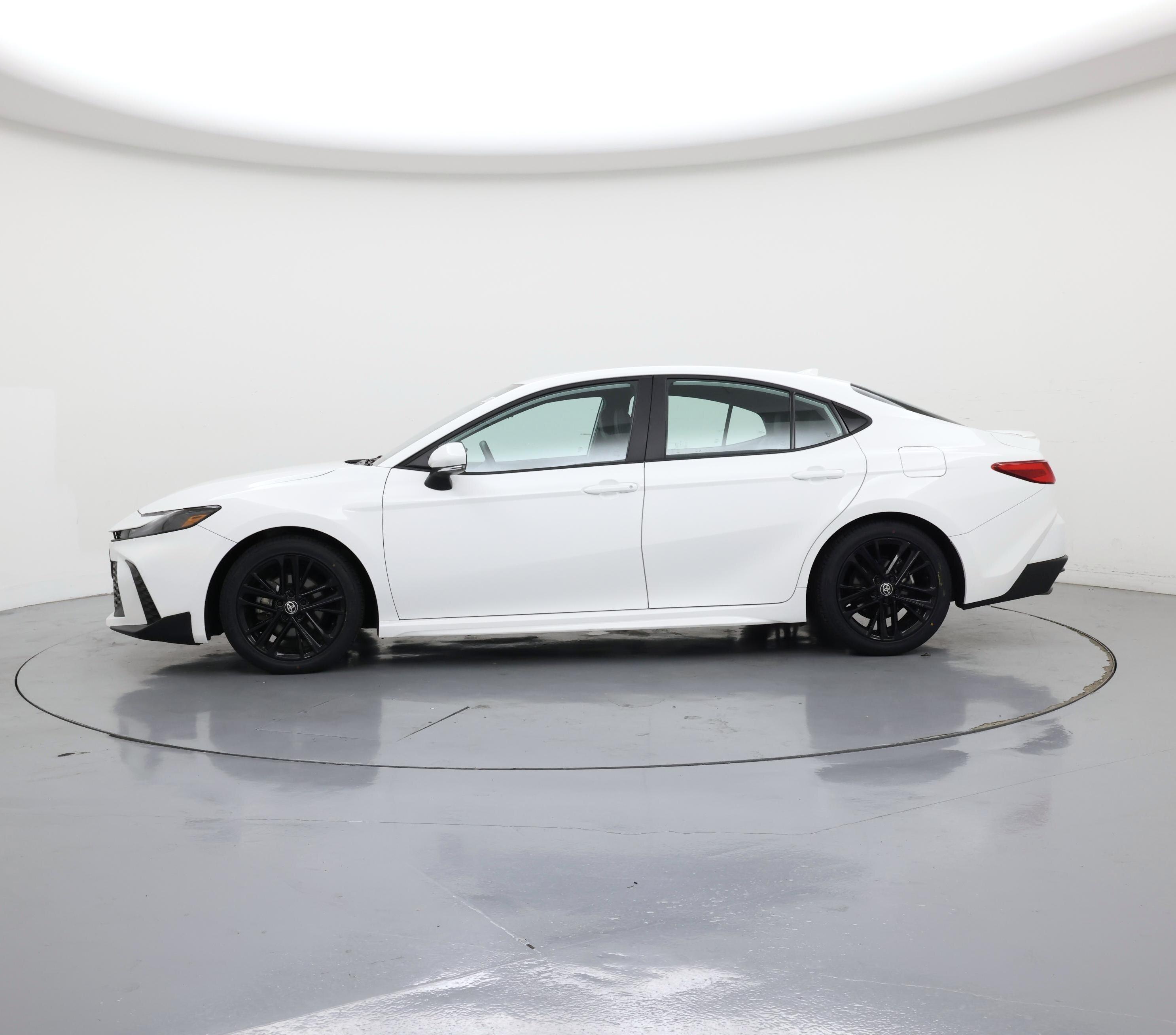Thumbnail: 2025 Toyota Camry - 3