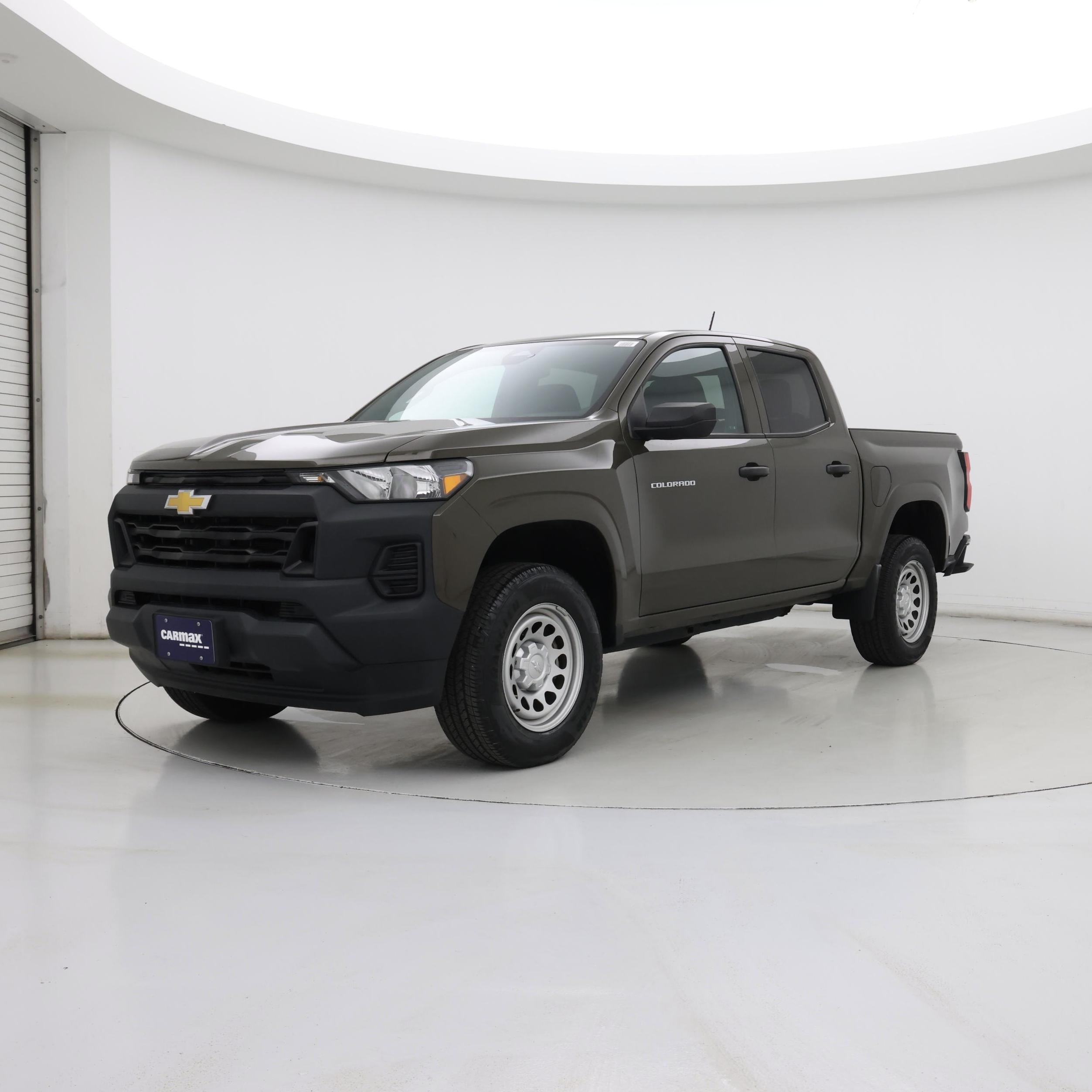 Thumbnail: 2023 Chevrolet Colorado - 4
