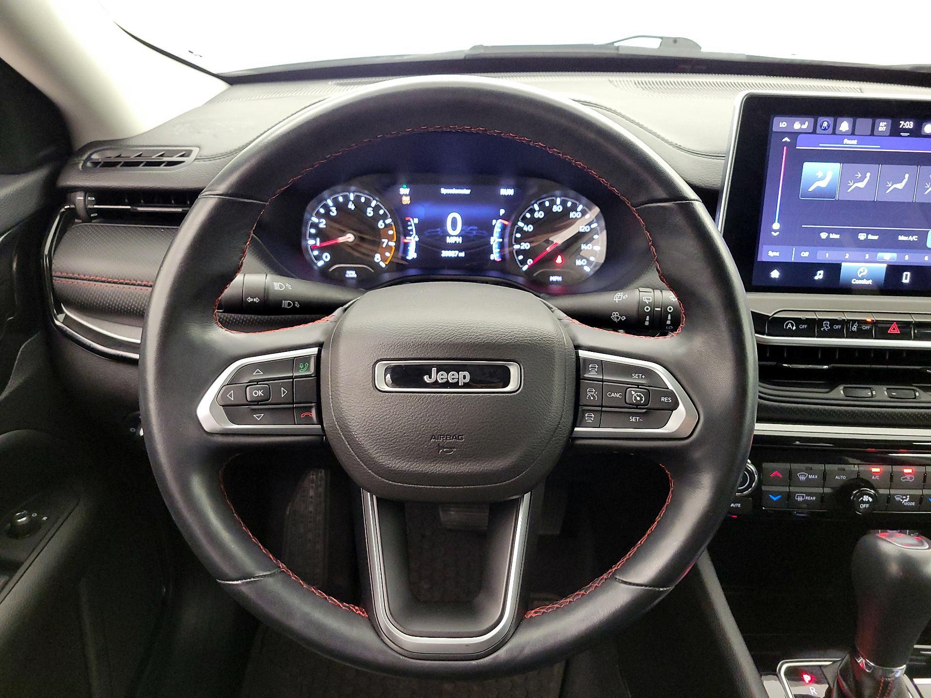 Thumbnail: 2022 Jeep Compass - 10