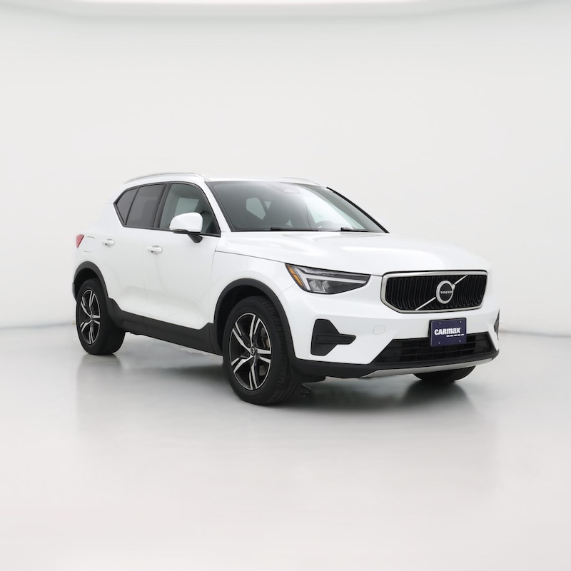 2023 Volvo XC40 B5 Core