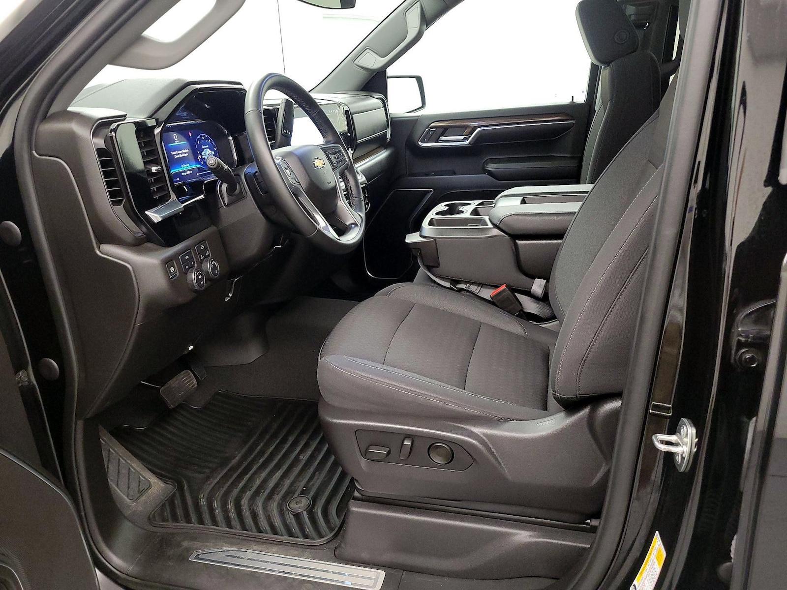 2024 Chevrolet Silverado 1500 LT - Photo 12