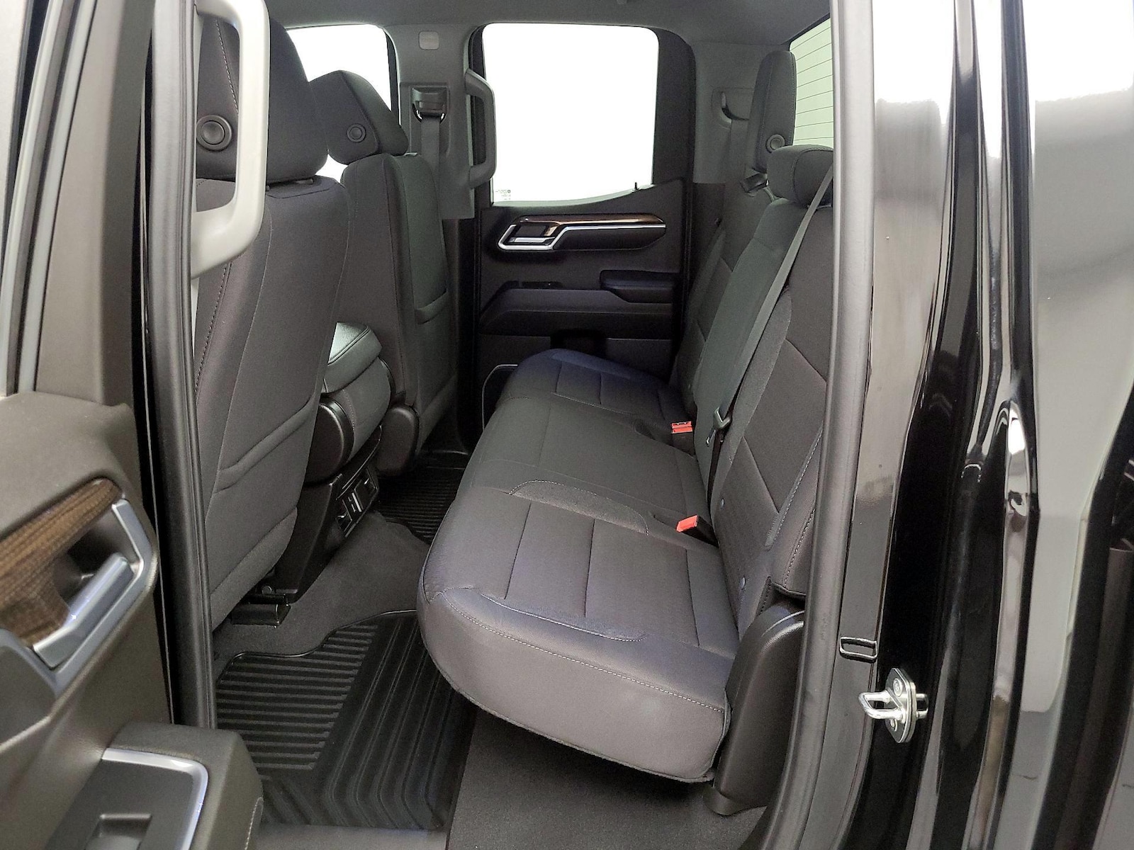 2024 Chevrolet Silverado 1500 LT - Photo 21