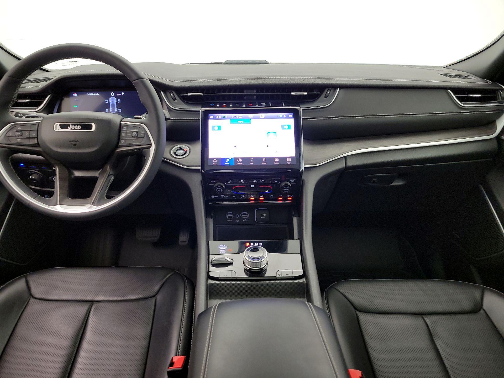 Thumbnail: 2024 Jeep Grand Cherokee - 9