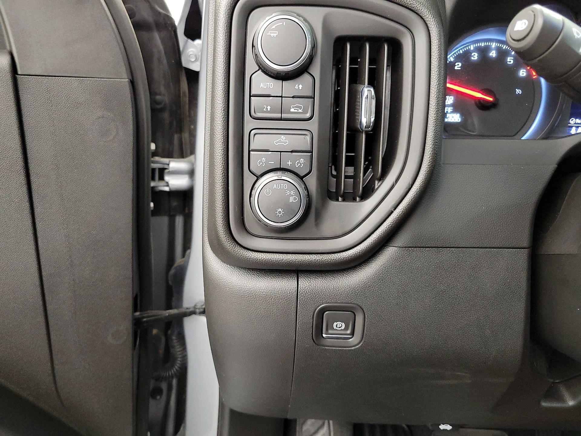 Thumbnail: 2024 Chevrolet Silverado 1500 - 13