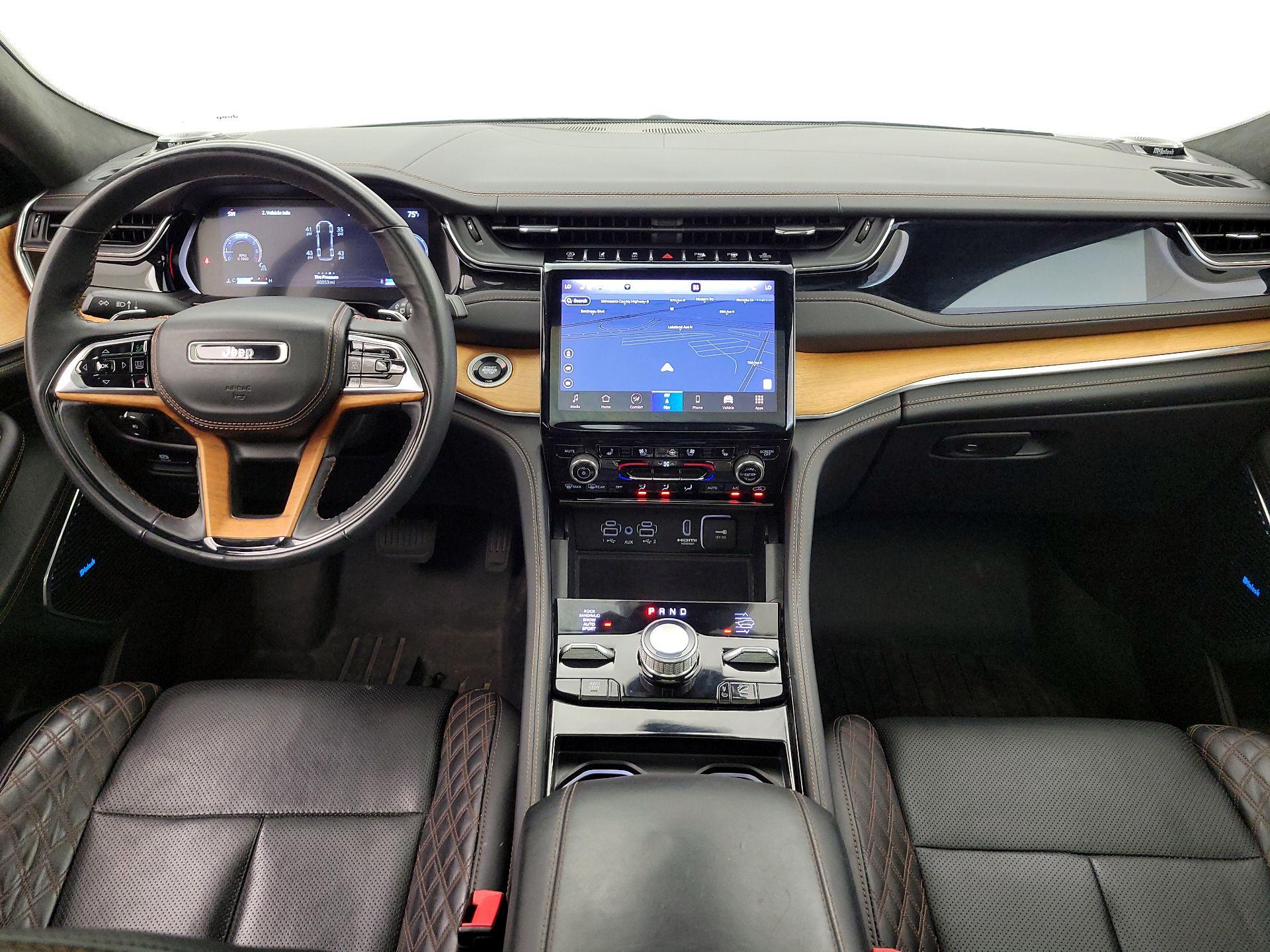 Thumbnail: 2023 Jeep Grand Cherokee L - 9