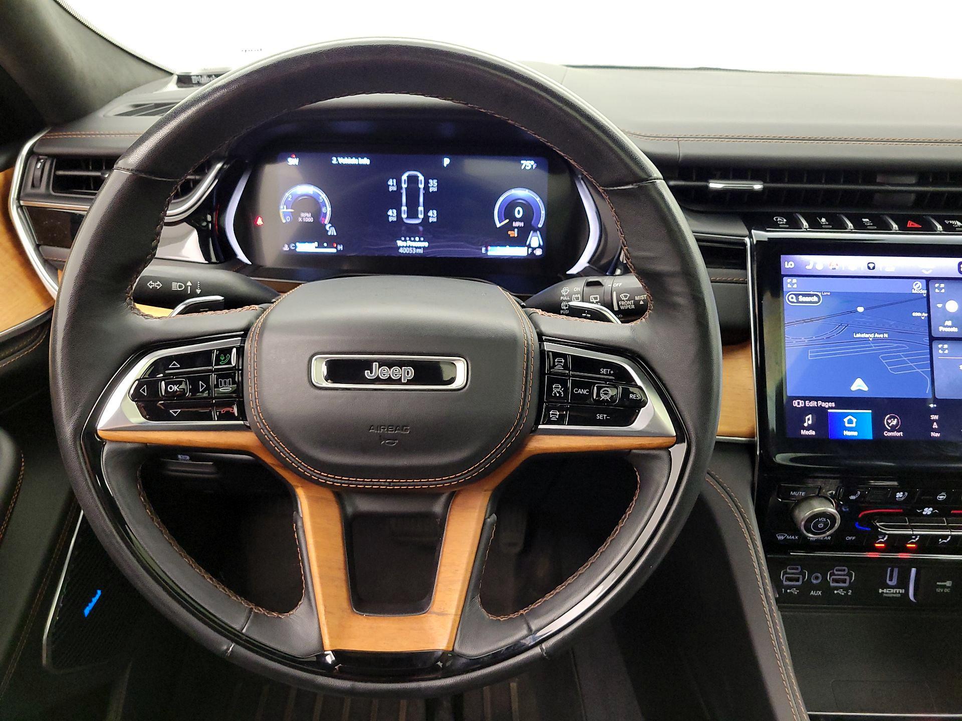 Thumbnail: 2023 Jeep Grand Cherokee L - 10