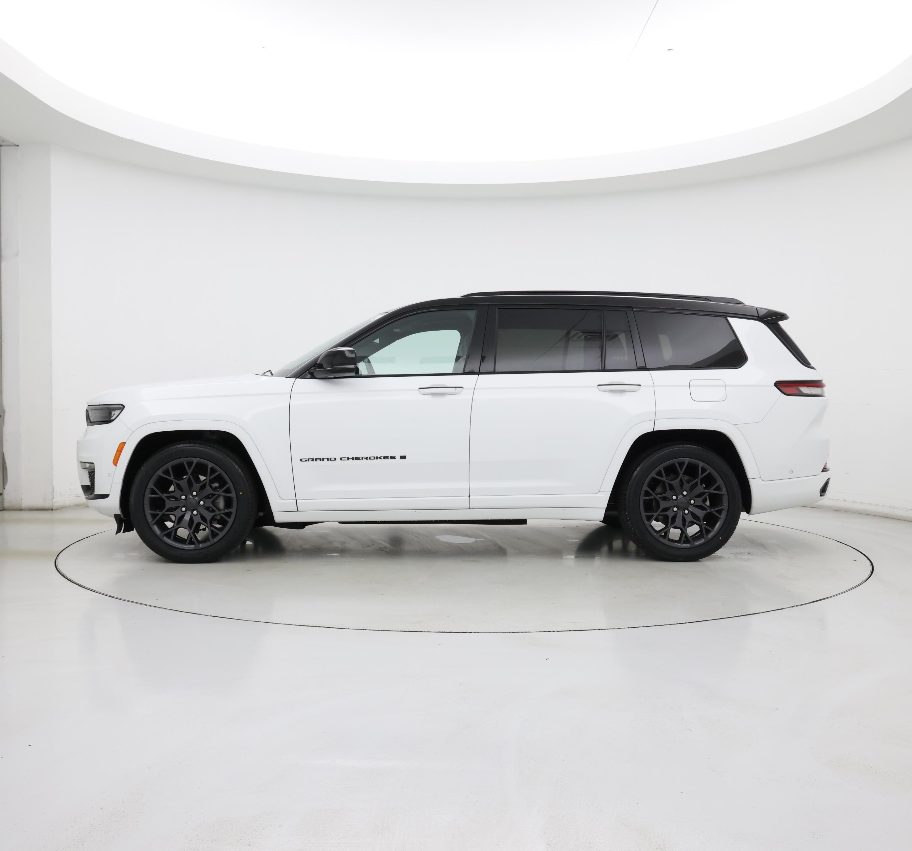 Thumbnail: 2023 Jeep Grand Cherokee L - 3